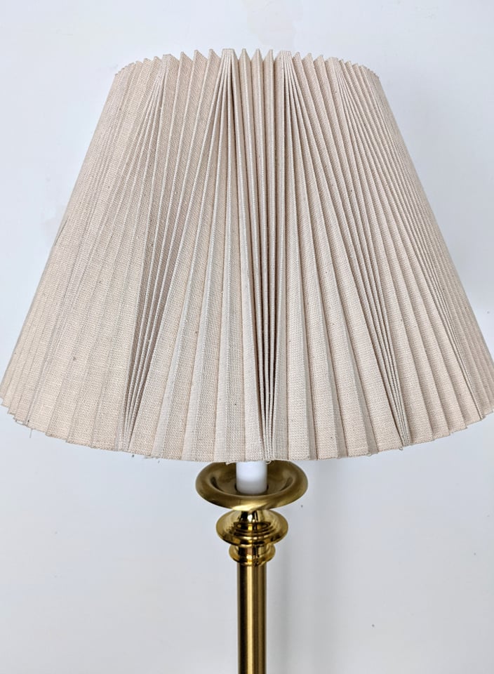 The Yuma Lamp Table