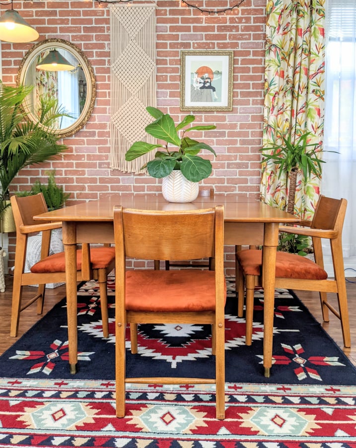 The Drexel 5 Piece Dining Set
