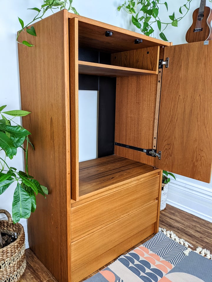 The Astrid Cabinet