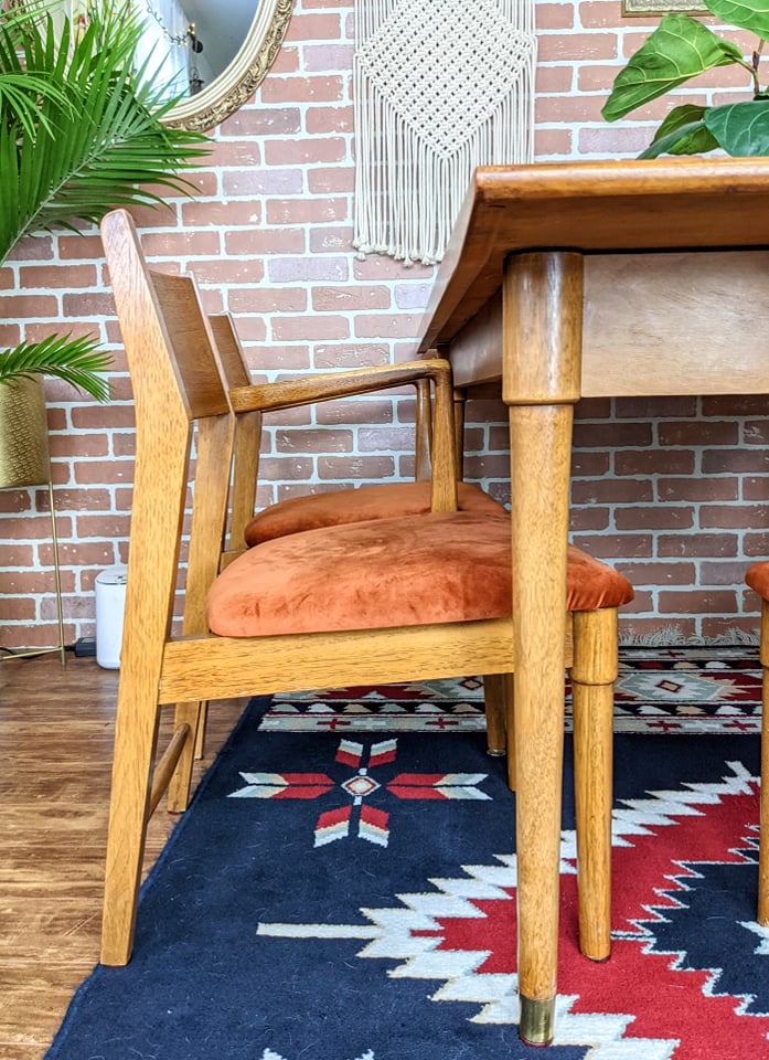 The Drexel 5 Piece Dining Set