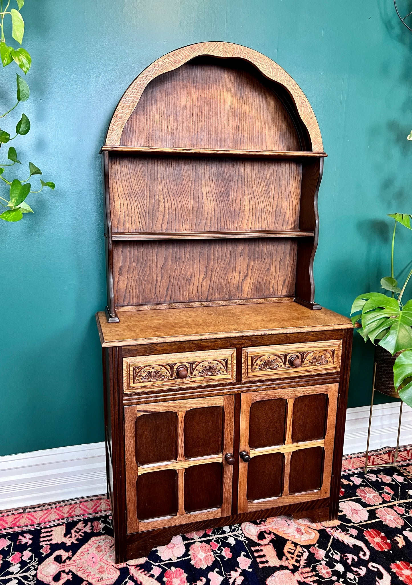 The Santa Barbara Cabinet Hutch