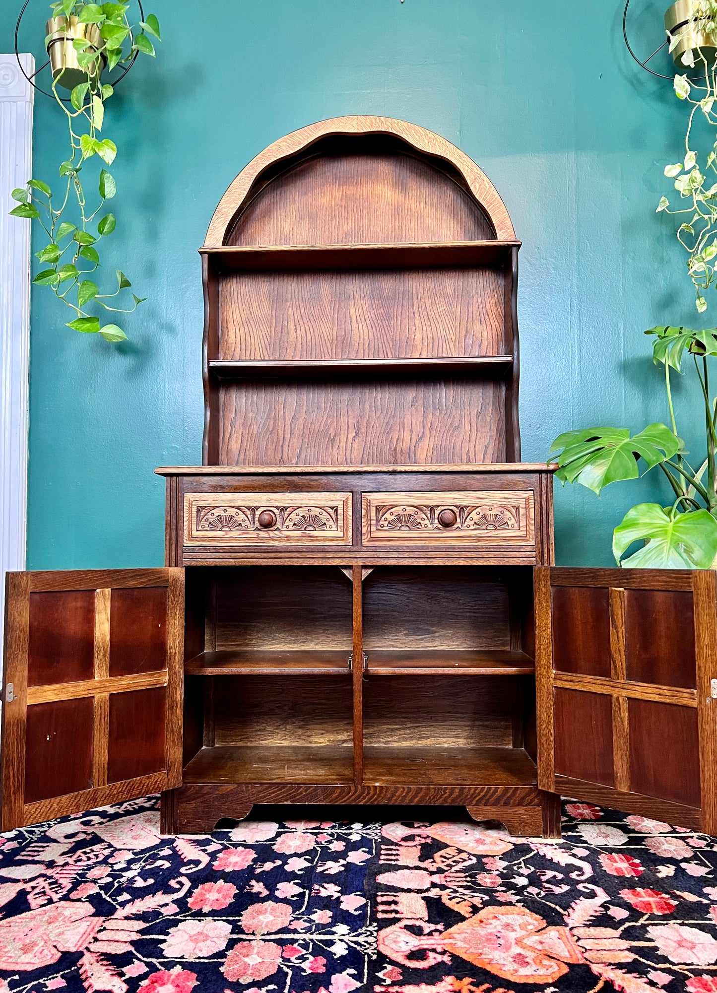 The Santa Barbara Cabinet Hutch