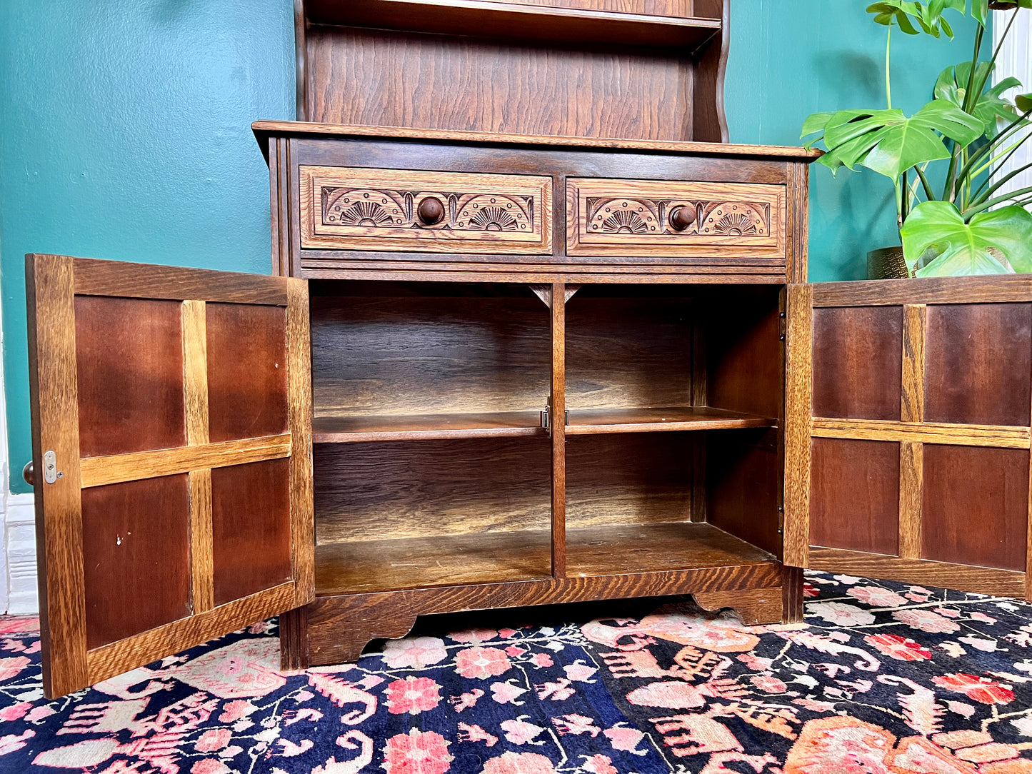The Santa Barbara Cabinet Hutch