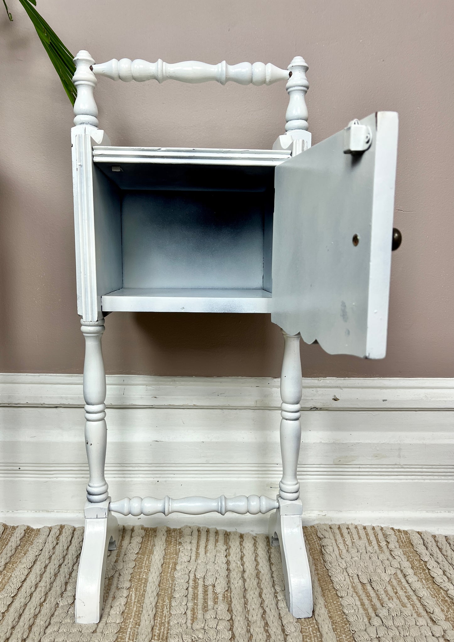 The Quaint Little Cubby