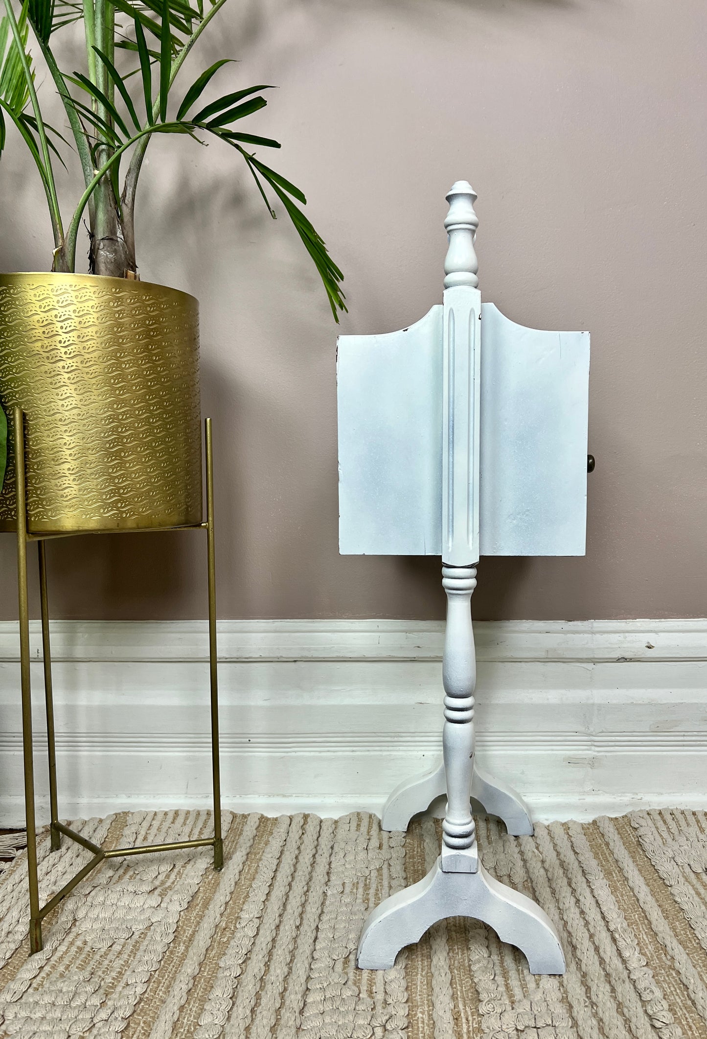 The Quaint Little Cubby