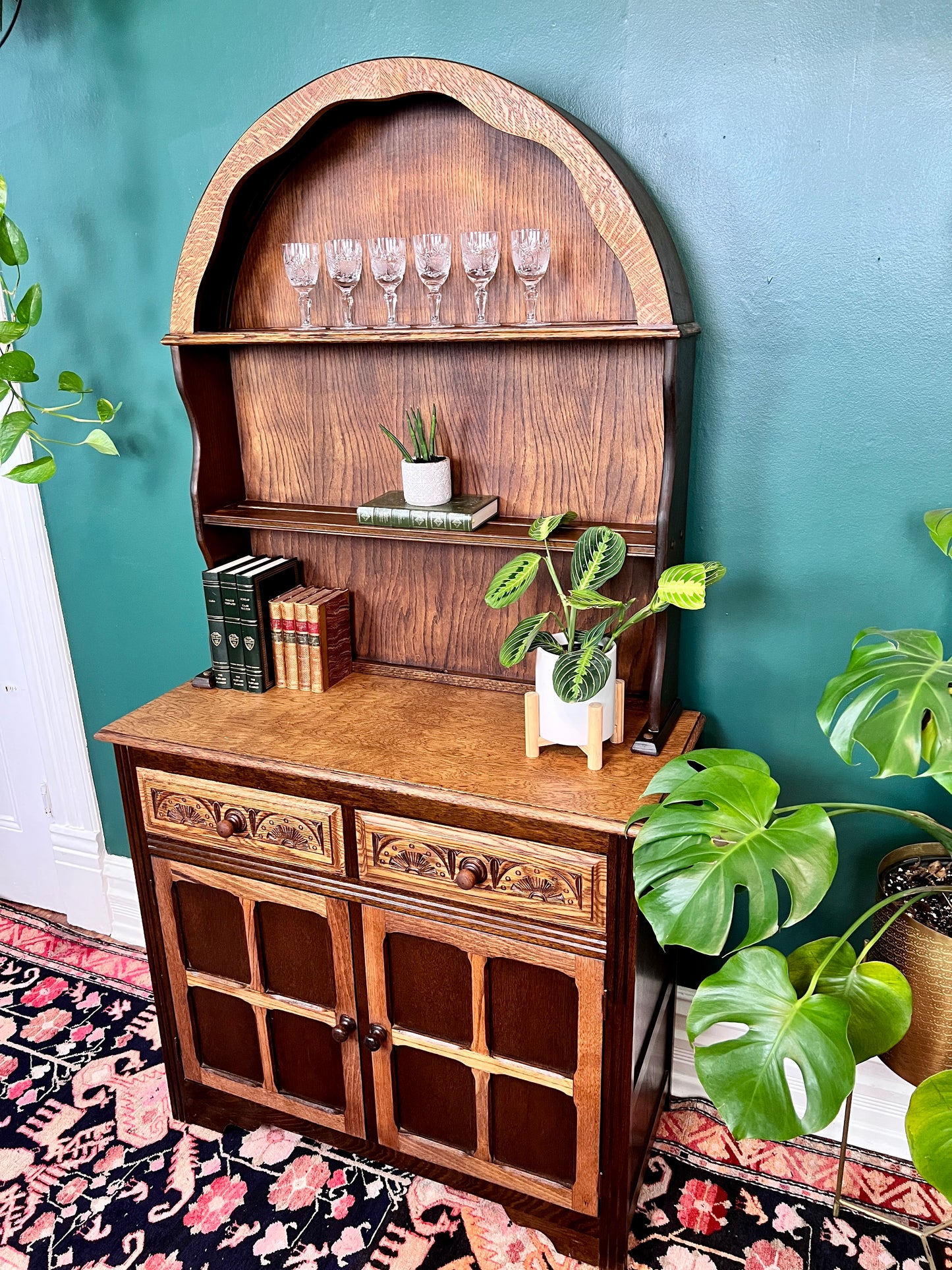 The Santa Barbara Cabinet Hutch