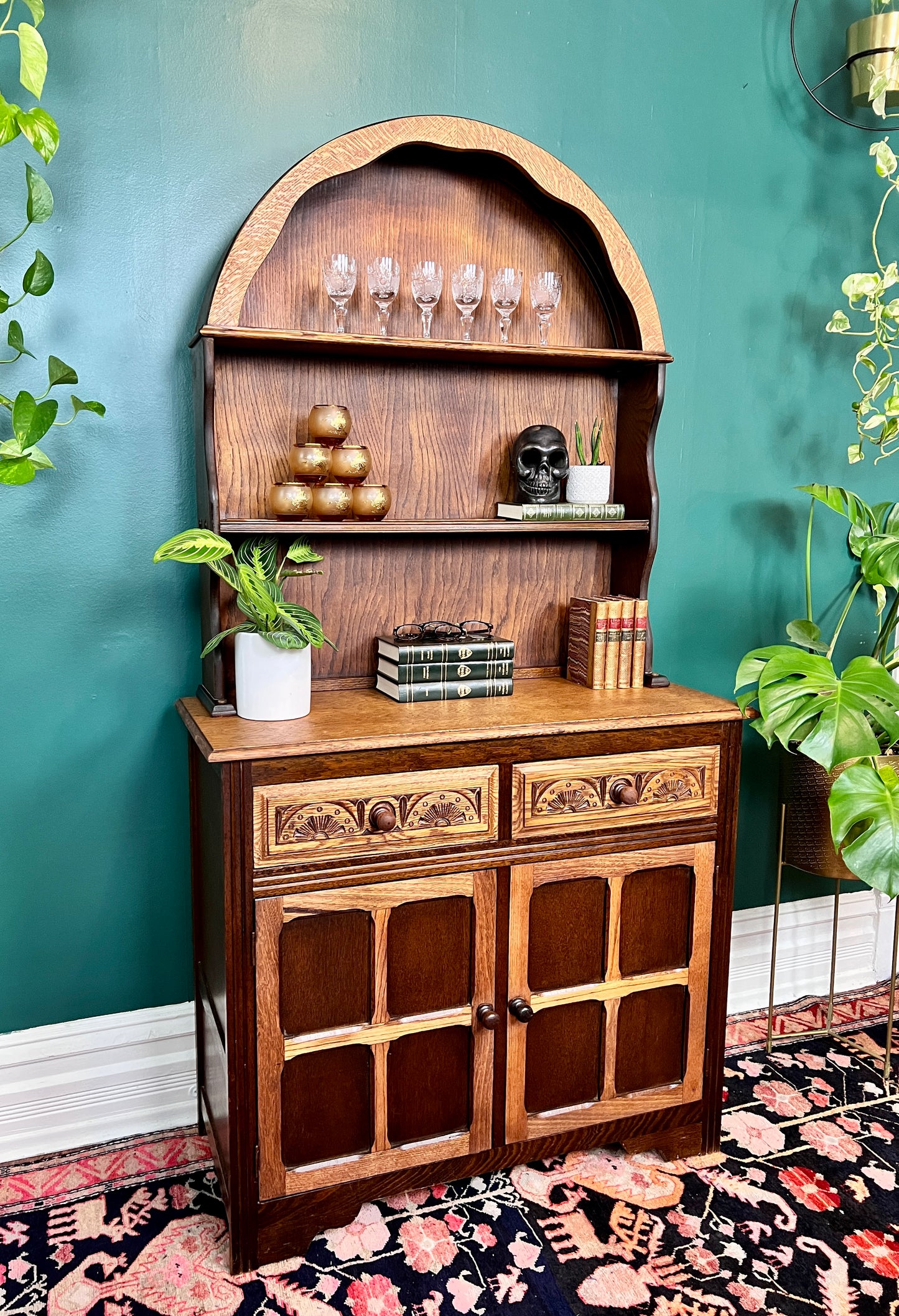 The Santa Barbara Cabinet Hutch