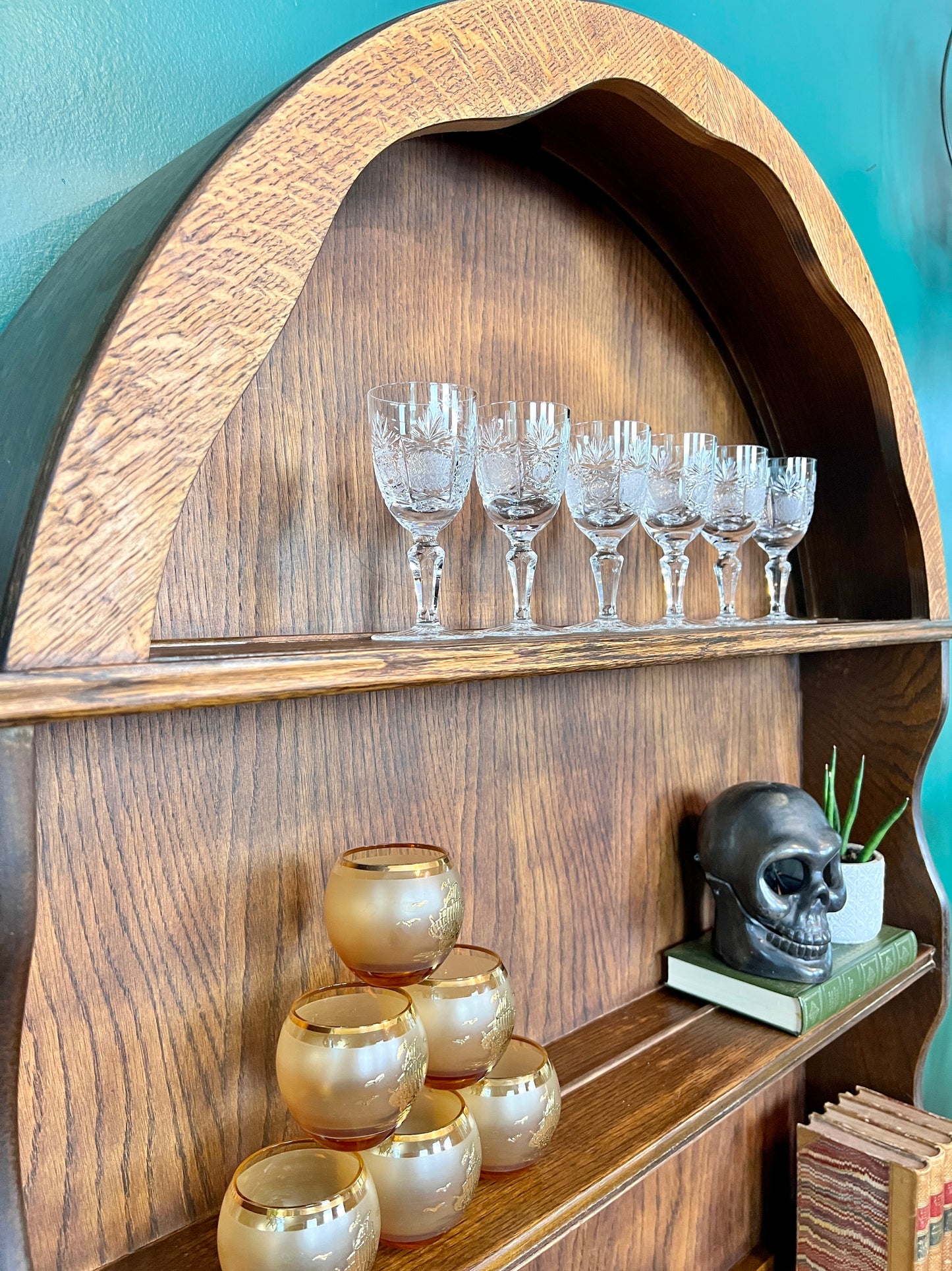 The Santa Barbara Cabinet Hutch