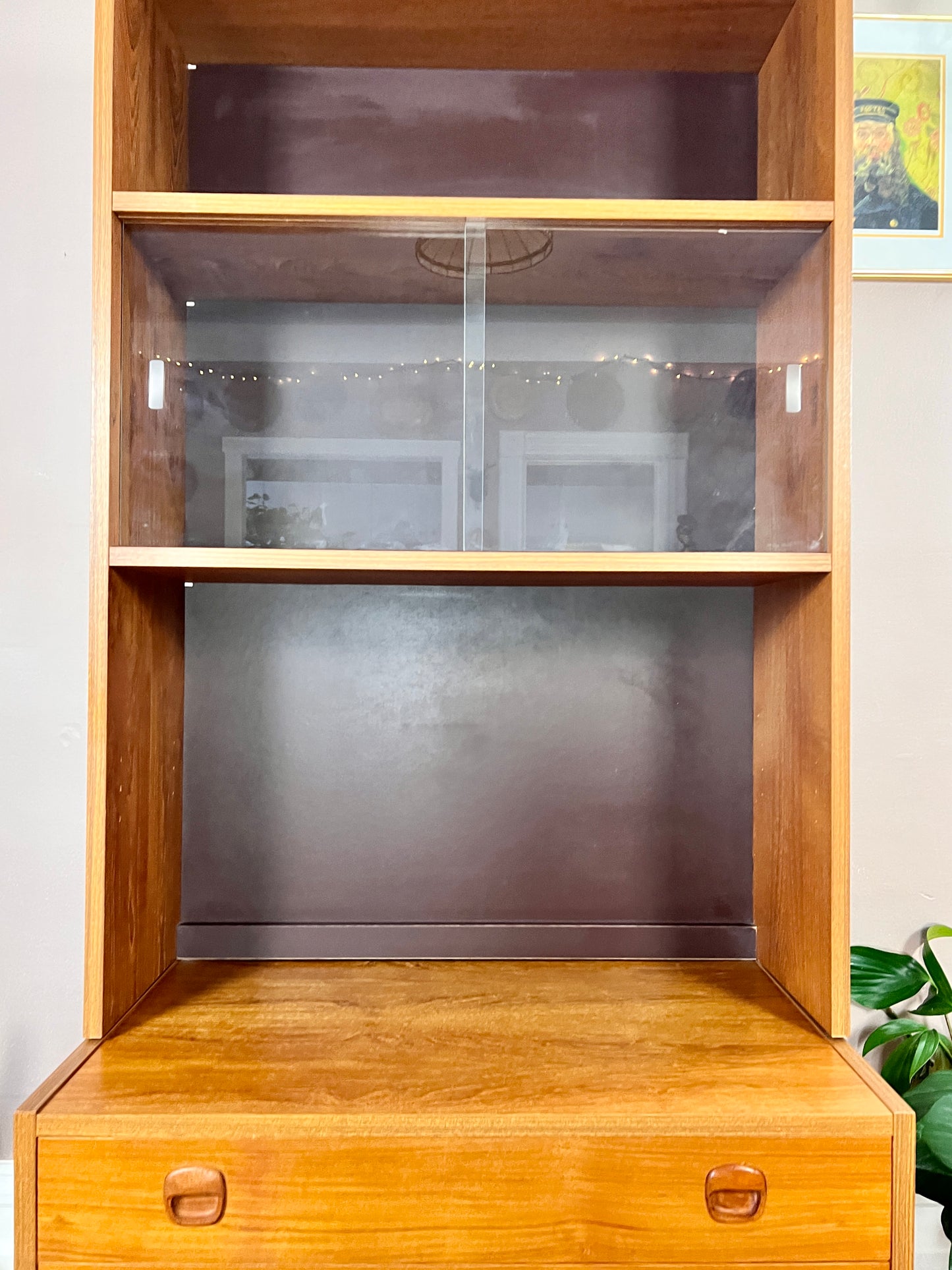 The Josefina Bookshelf