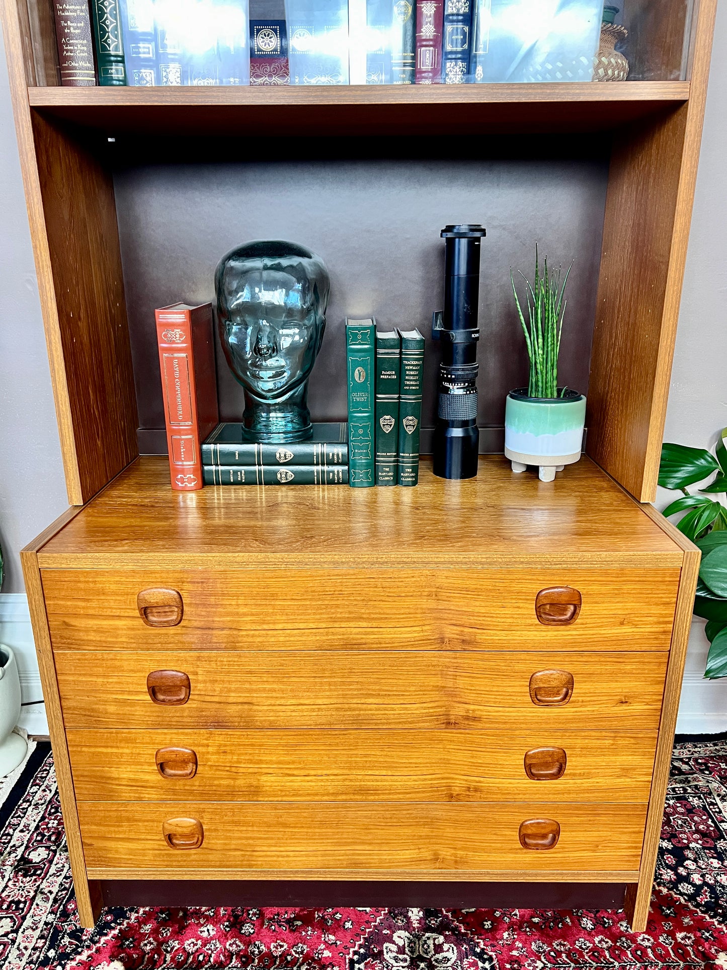 The Josefina Bookshelf