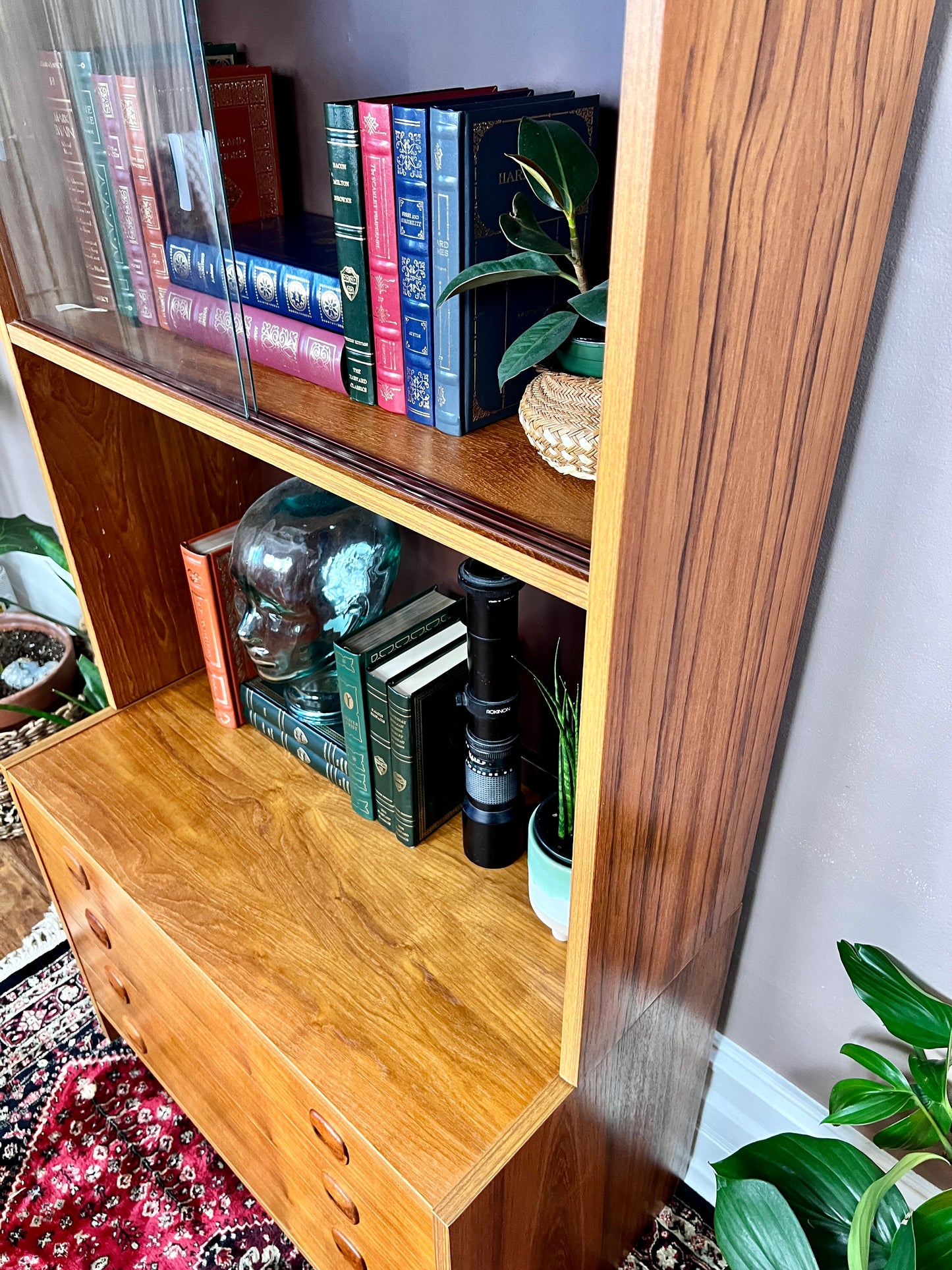 The Josefina Bookshelf