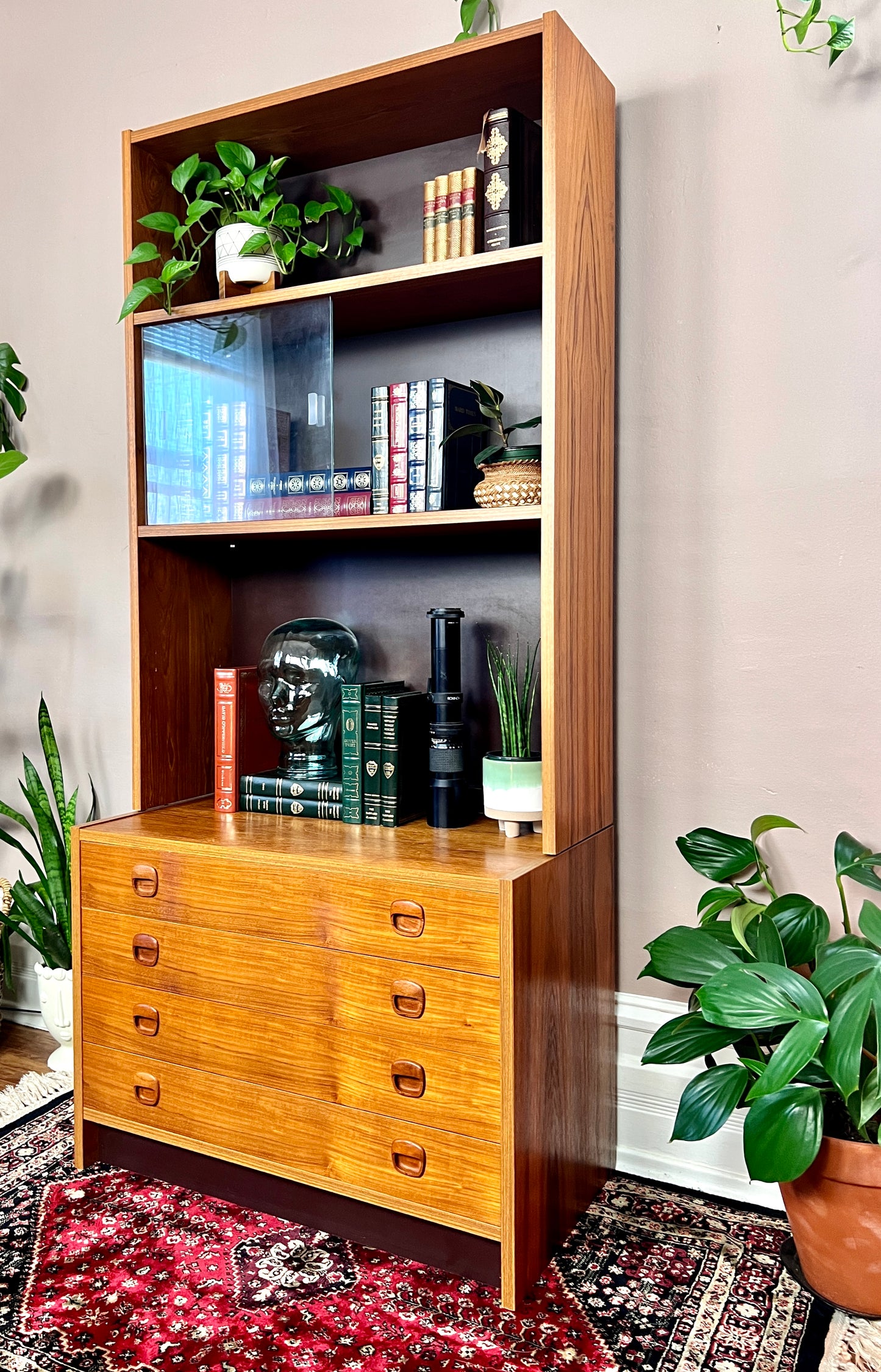 The Josefina Bookshelf