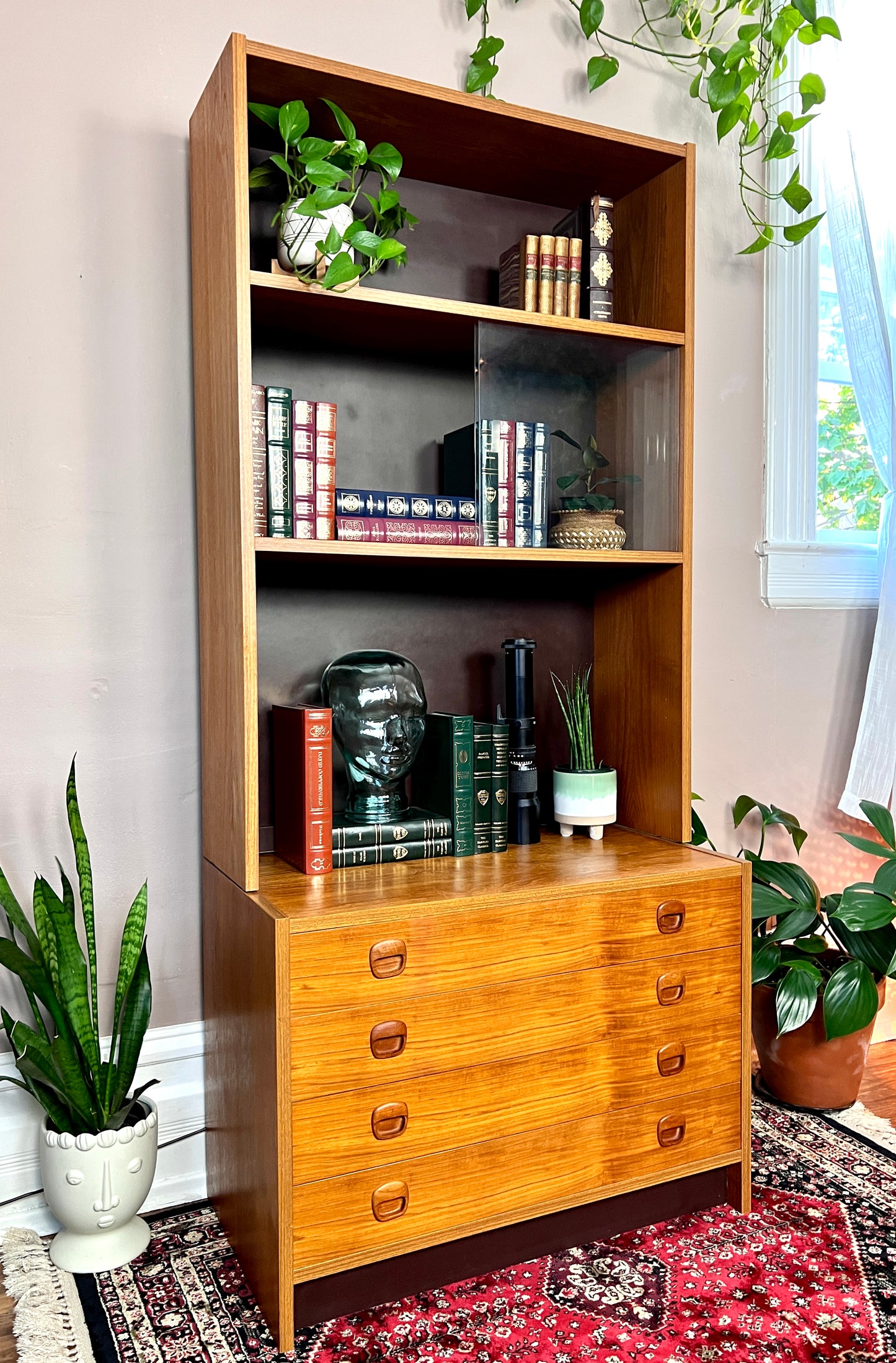 The Josefina Bookshelf