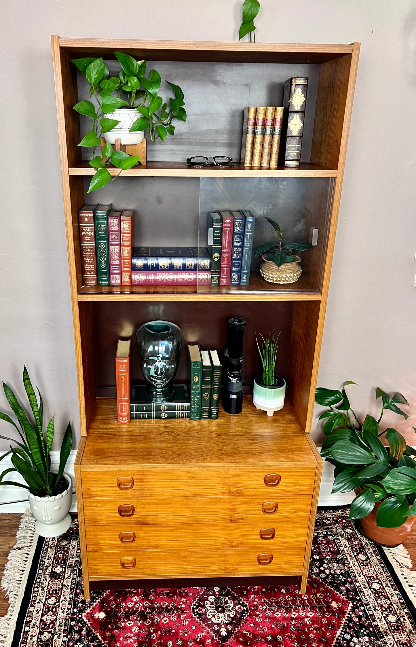 The Josefina Bookshelf
