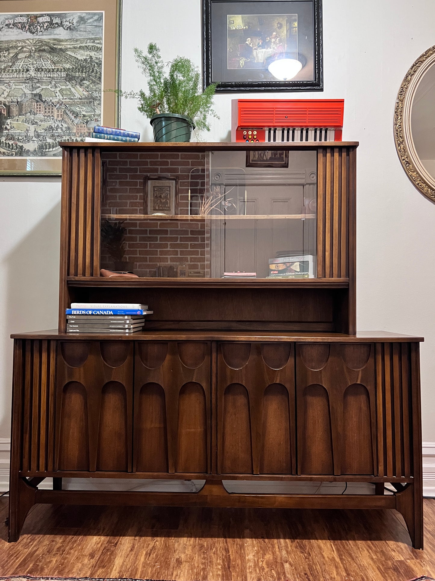 The Holger Hutch