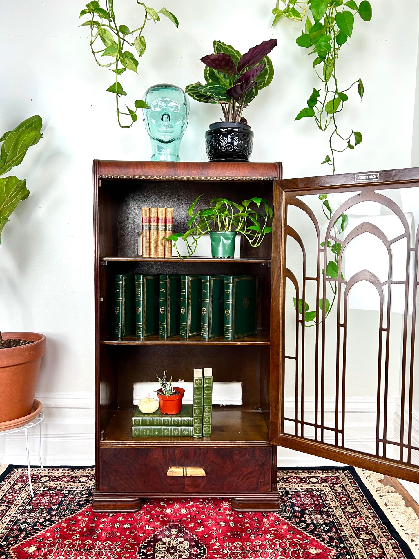 The Honderich Cabinet