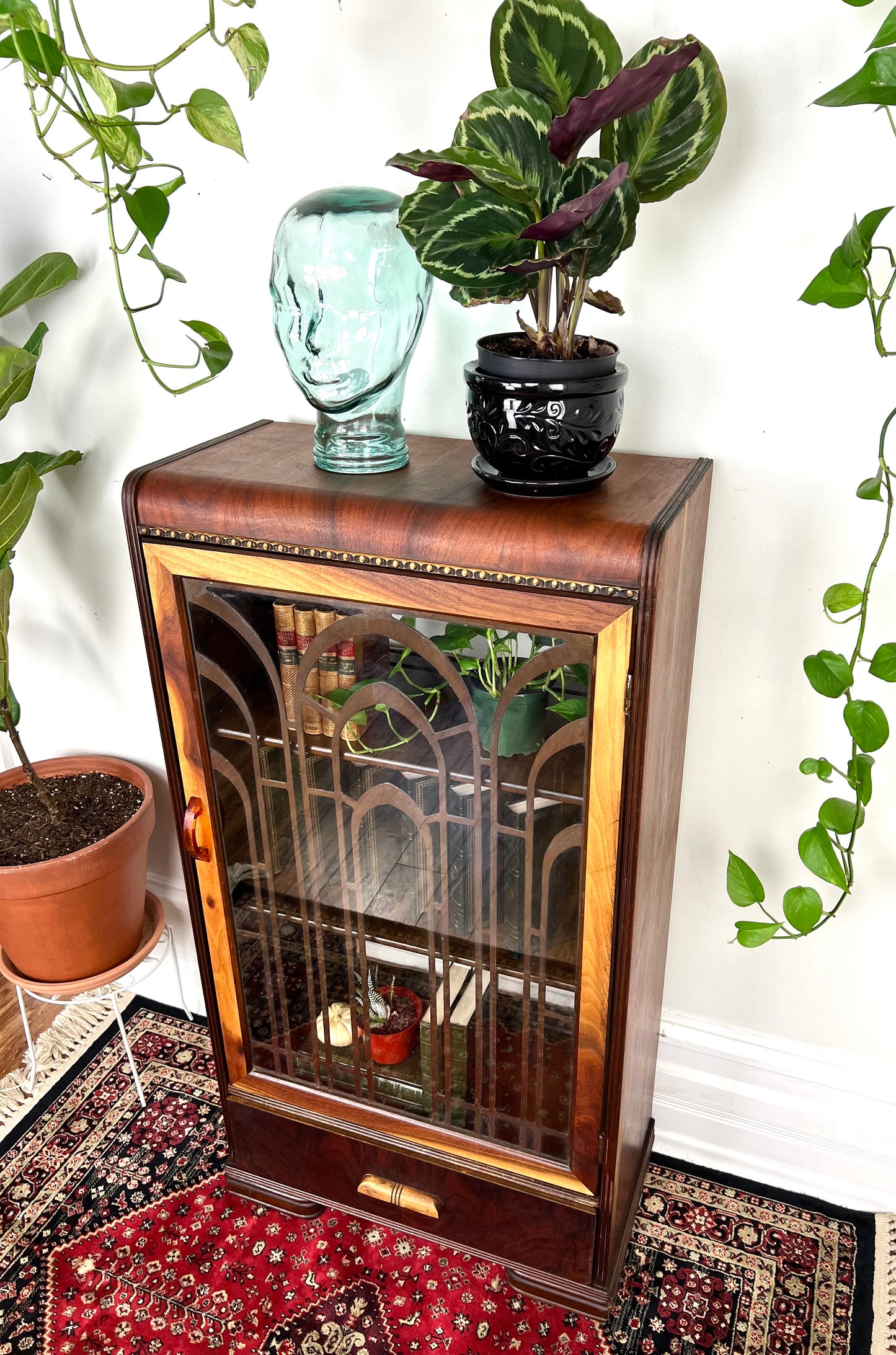 The Honderich Cabinet