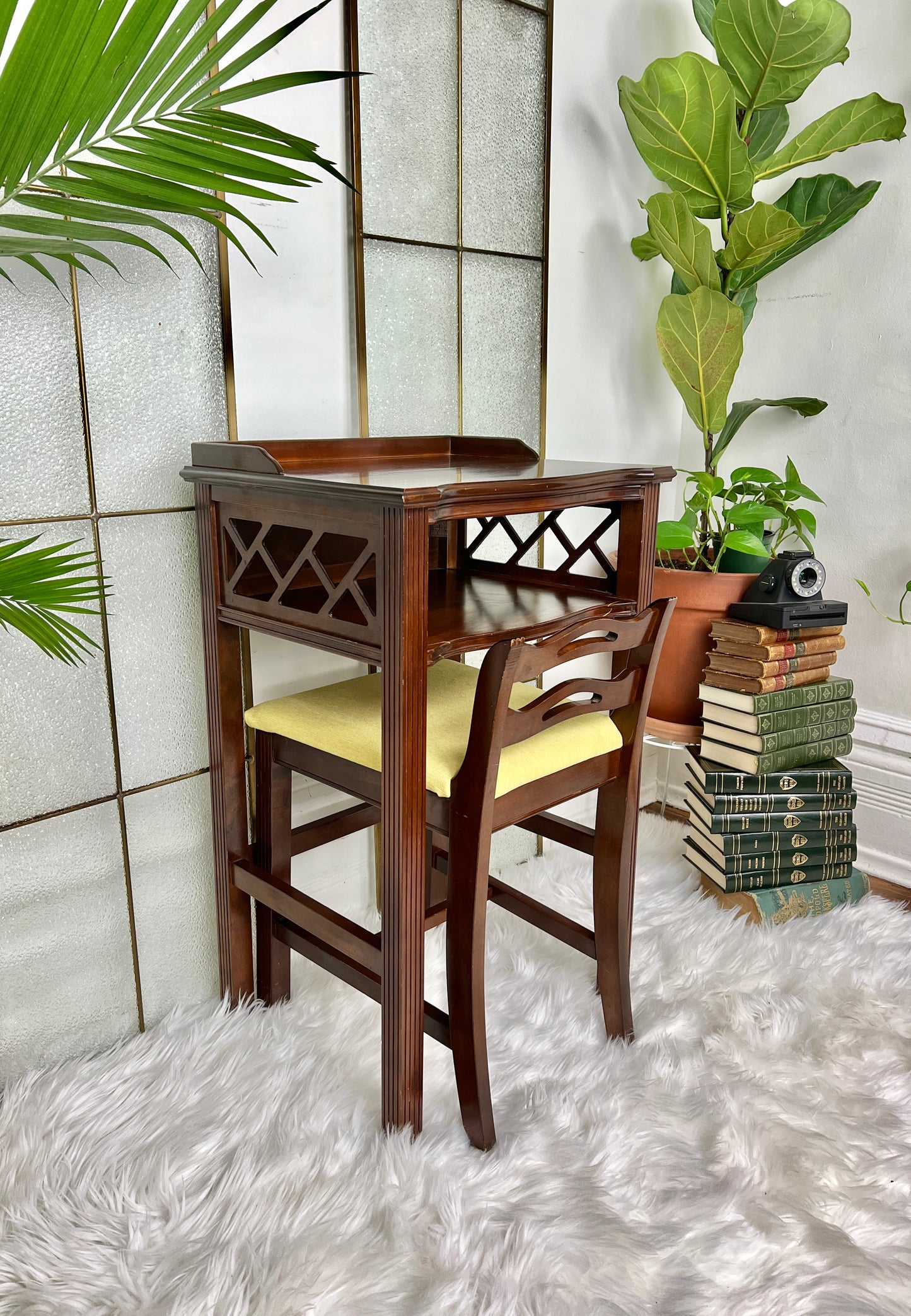 The Limey Telephone Table