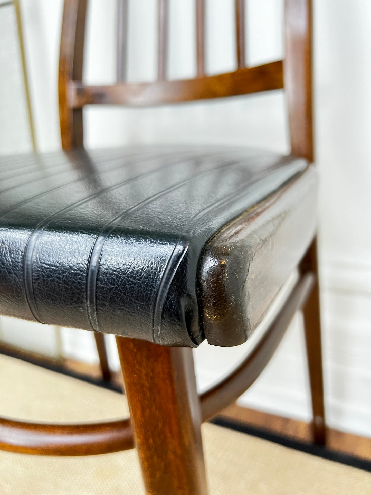 The Rakovnik Chairs