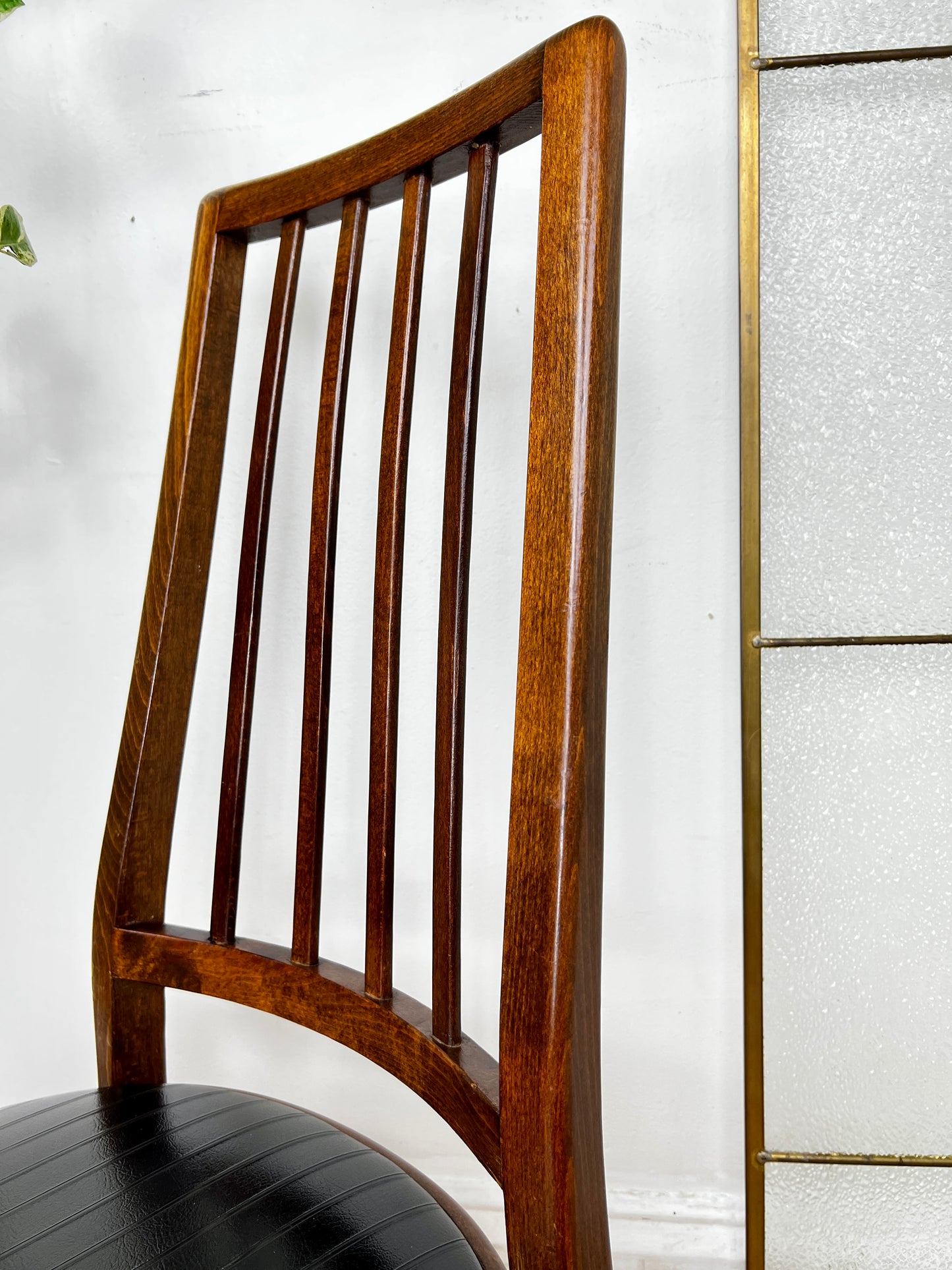 The Rakovnik Chairs
