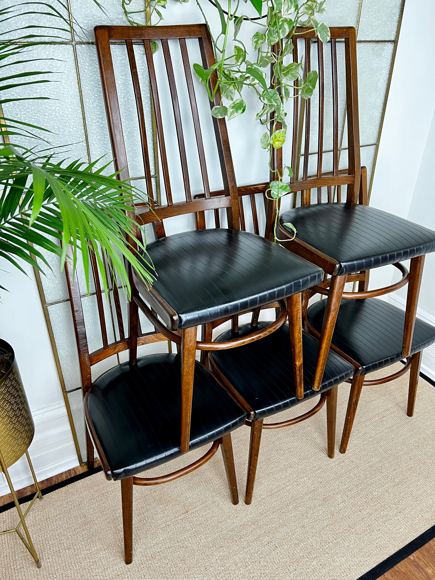 The Rakovnik Chairs