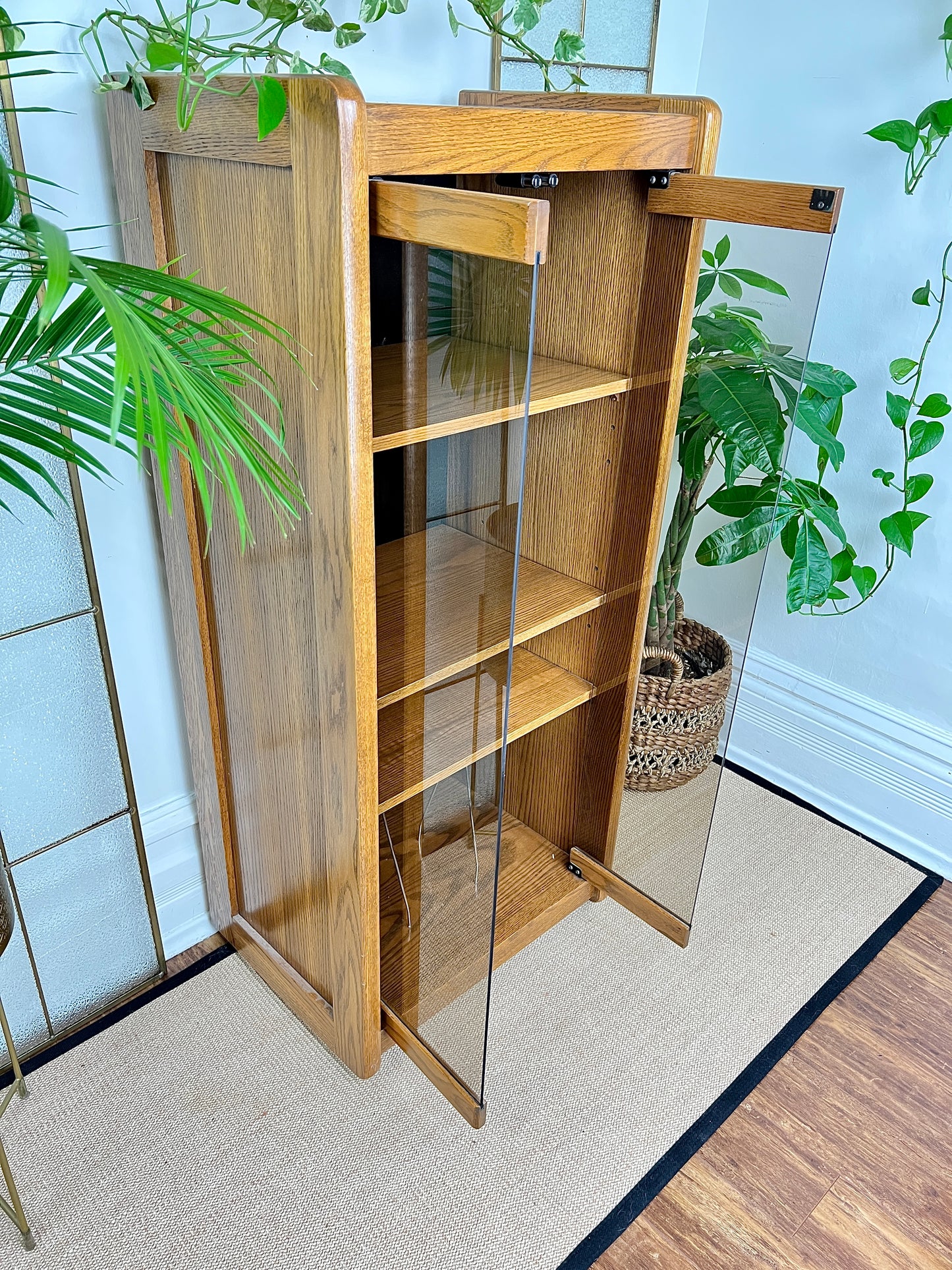 The Dalton Cabinet