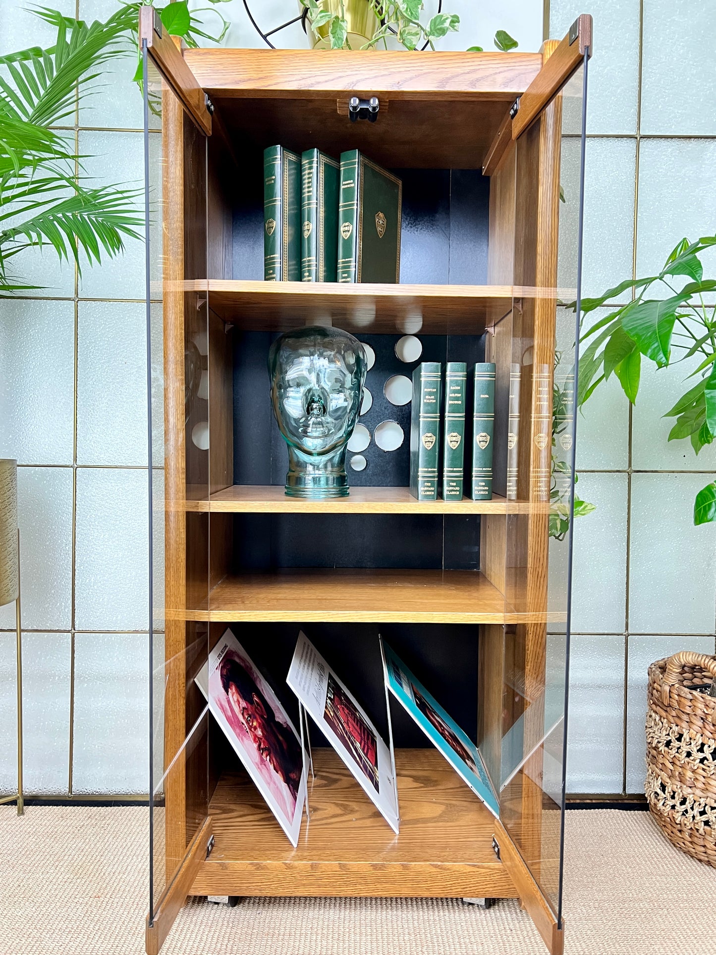 The Dalton Cabinet