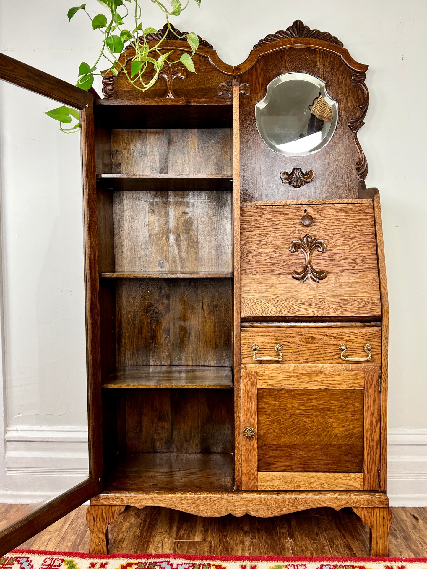 The Fellini Side By Side Secretary