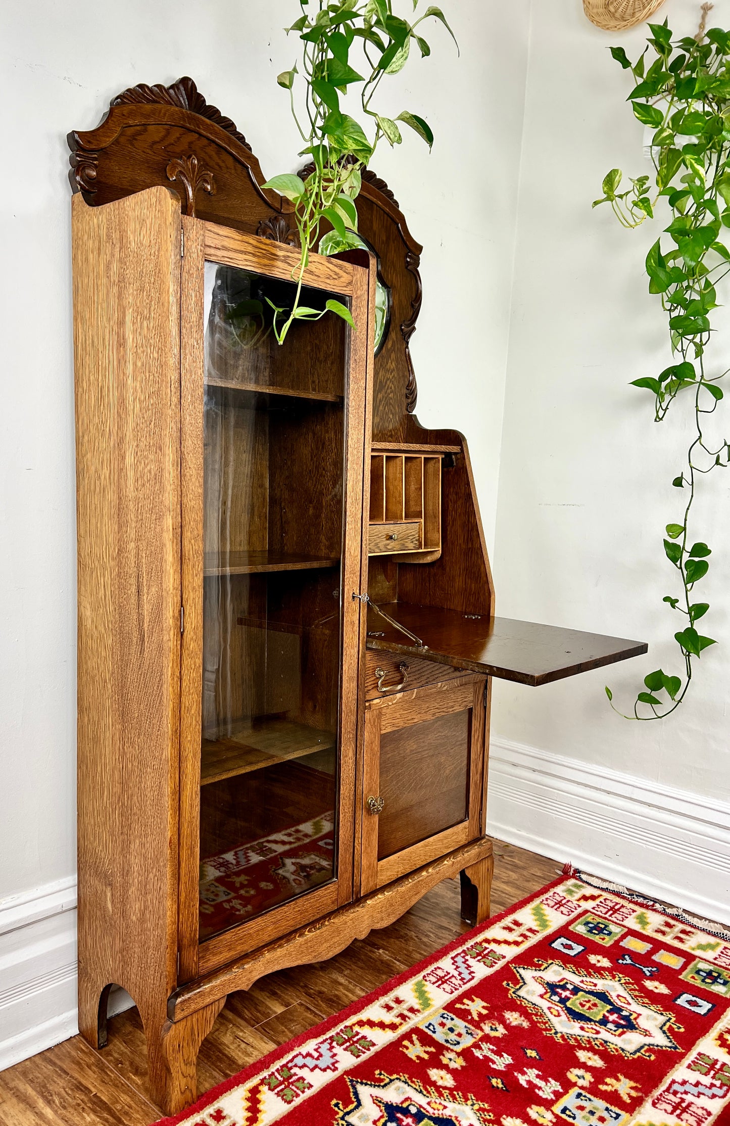 The Fellini Side By Side Secretary