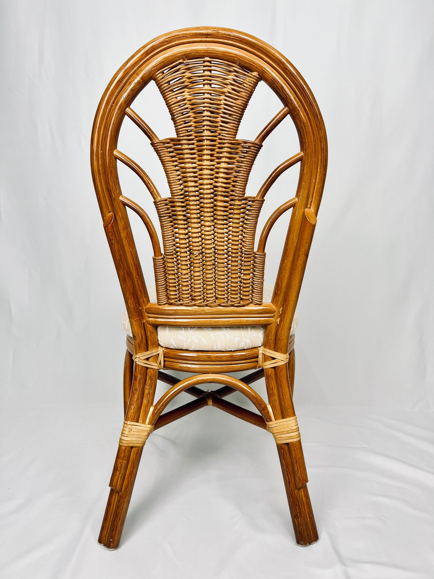 The Pure Joy Dining Set