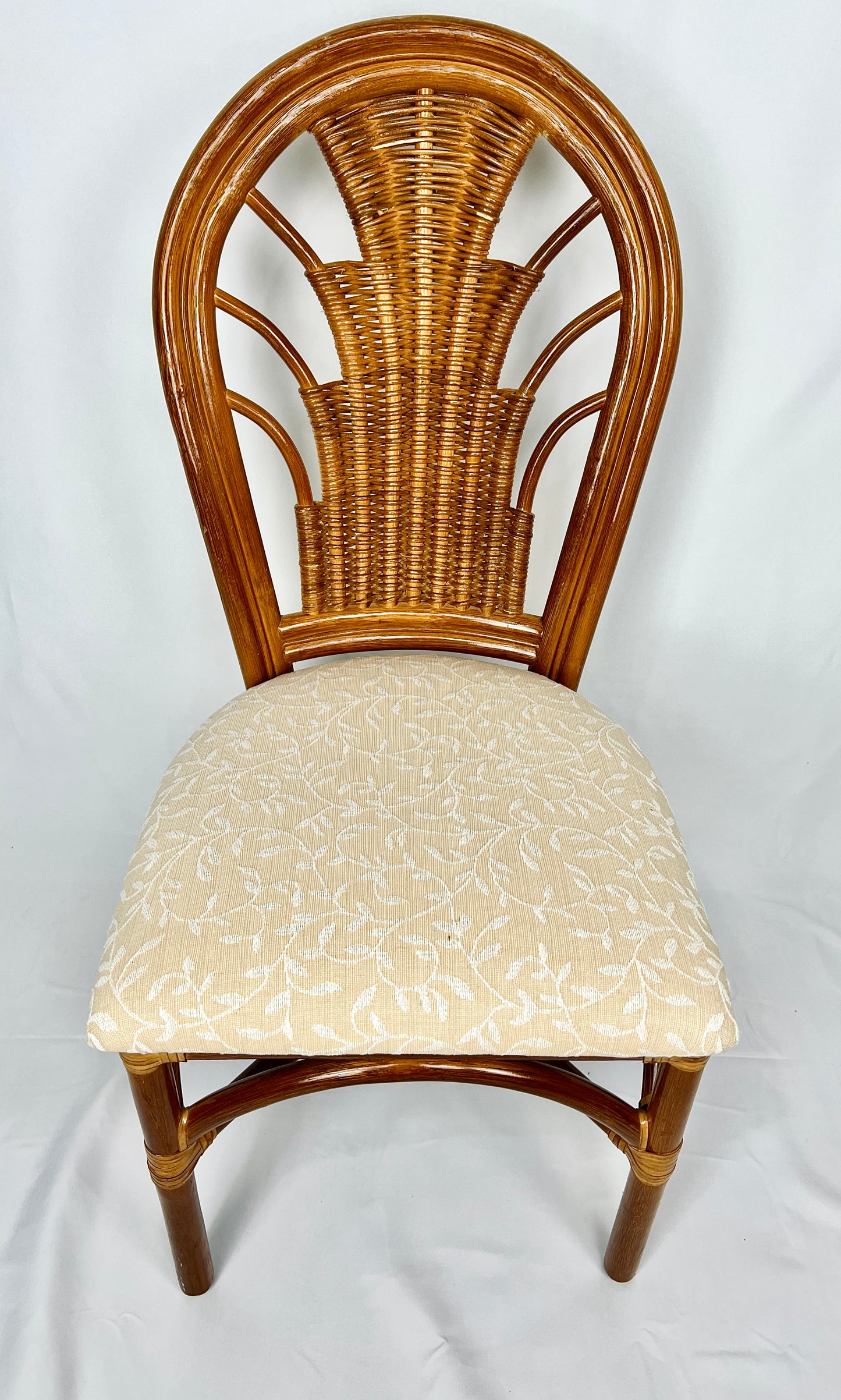The Pure Joy Dining Set