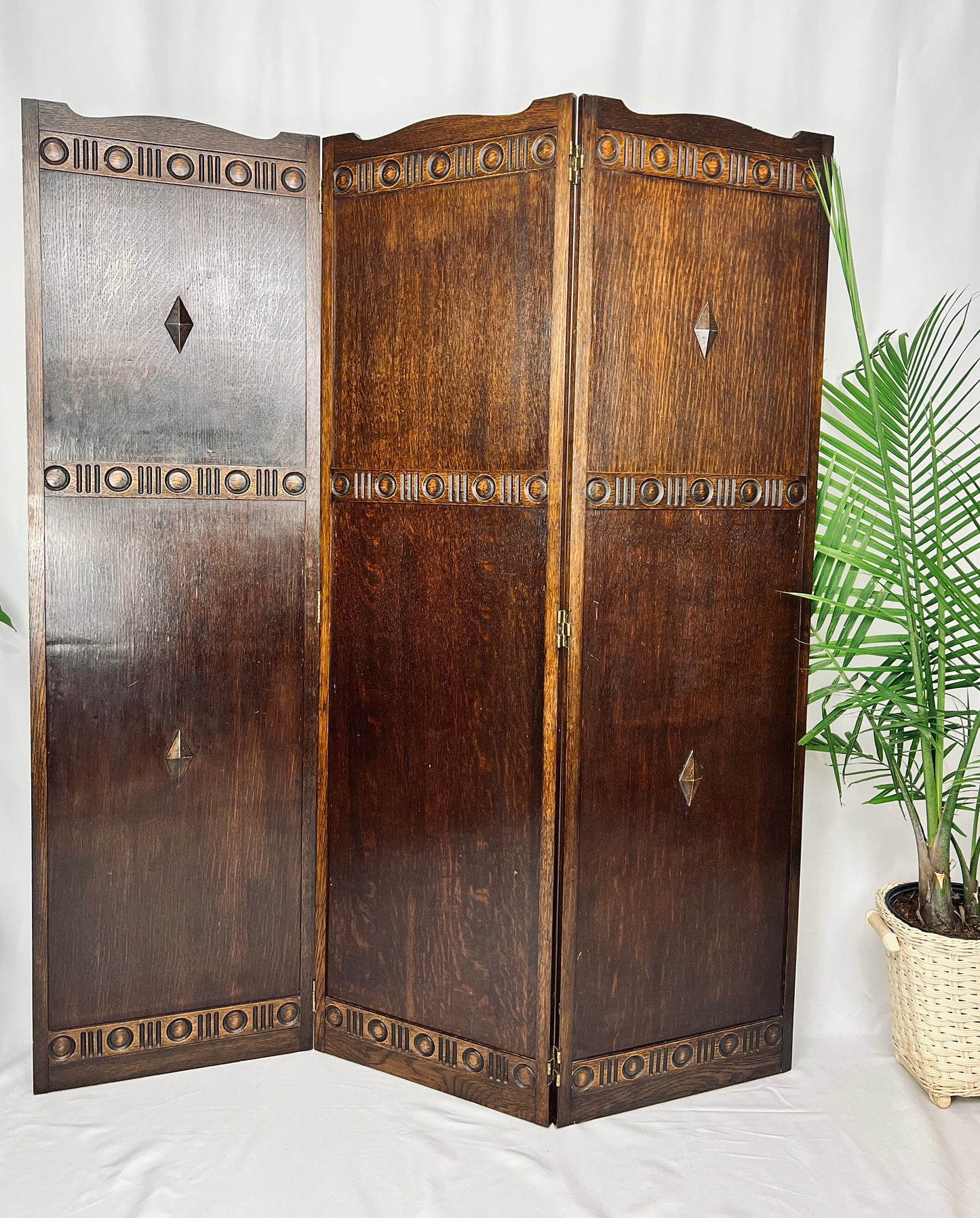 The Diamond Oak Room Divider