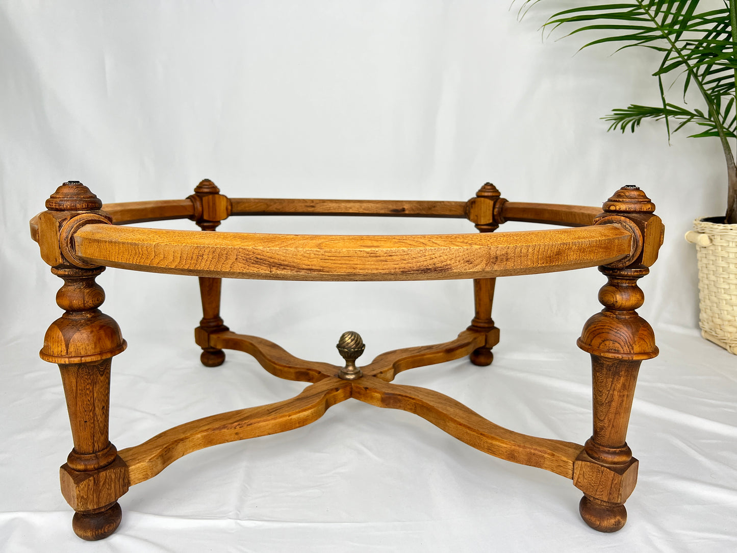 The Tacao Coffee Table