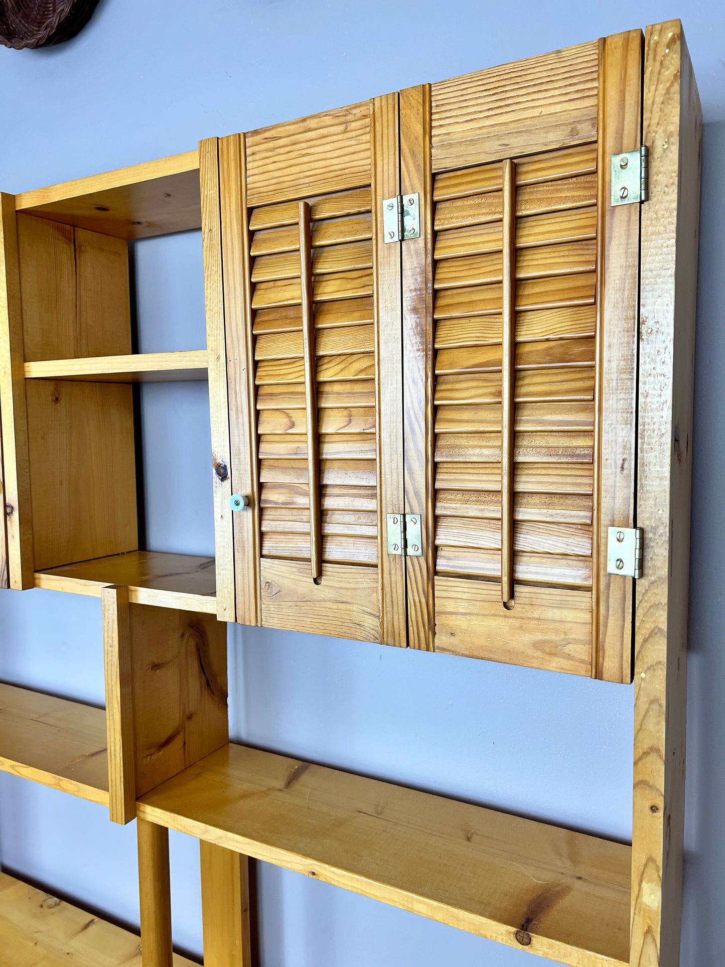 The Harvest Pine Shelf