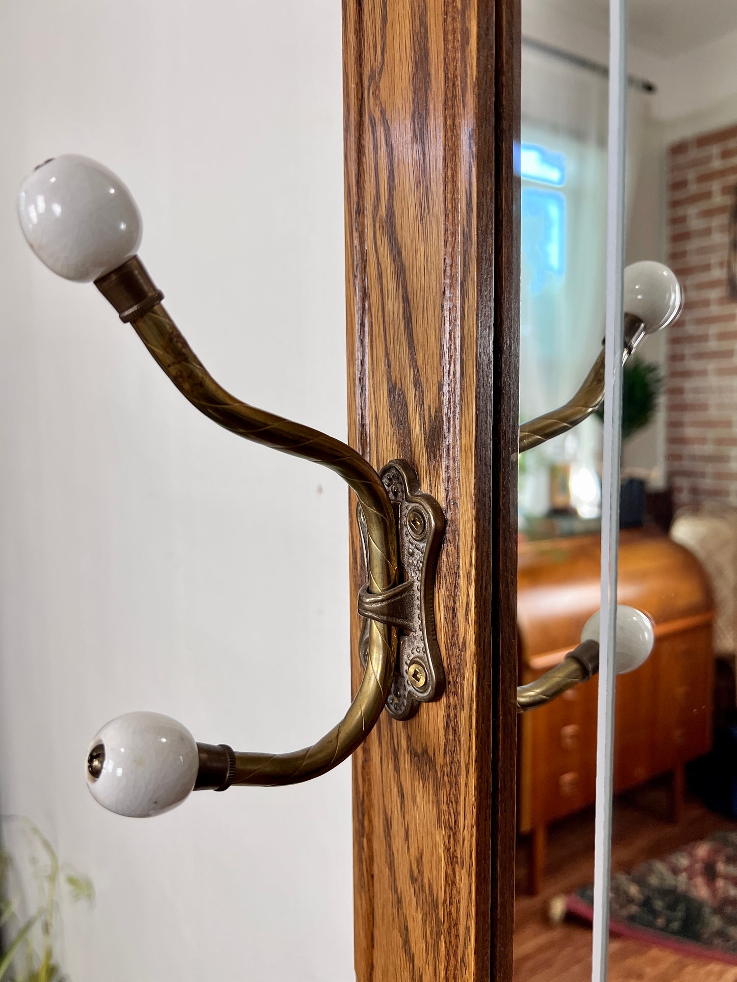 The Minaker Hallway Table