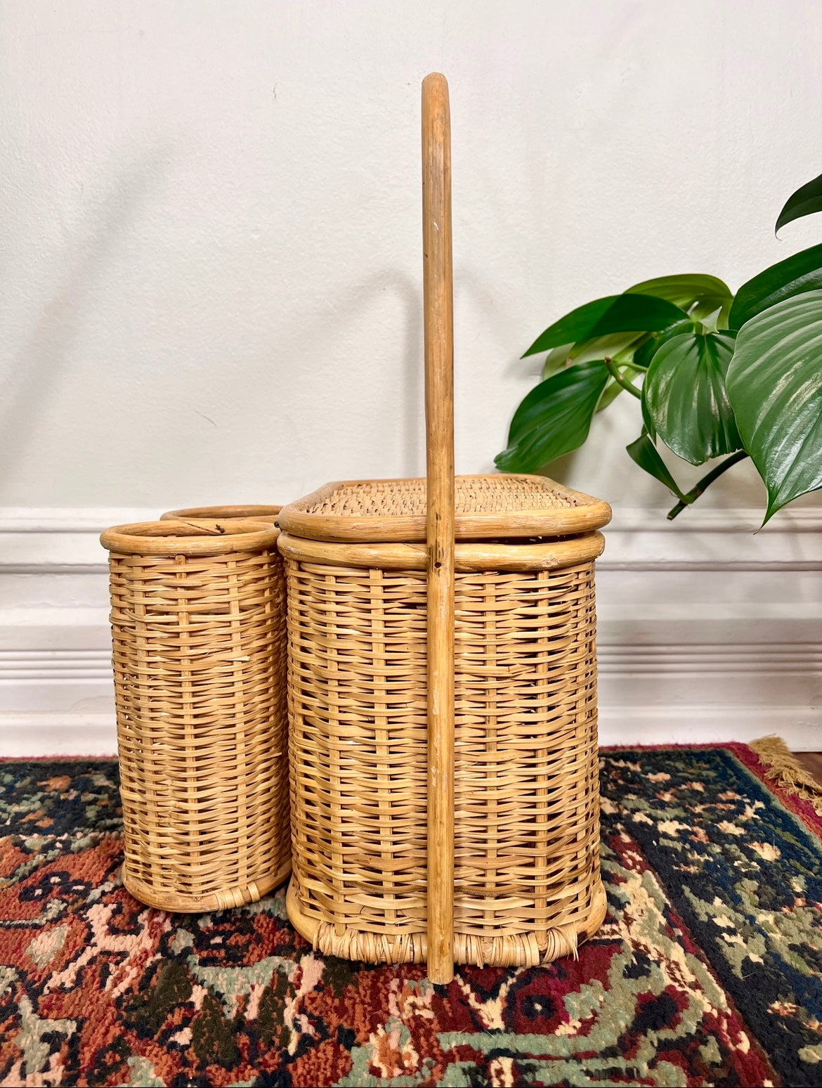 Wicker Basket & Wine Holder