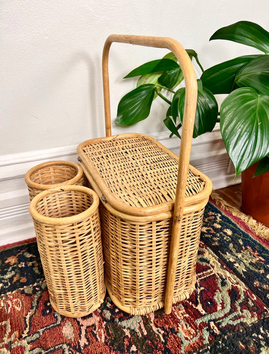 Wicker Basket & Wine Holder