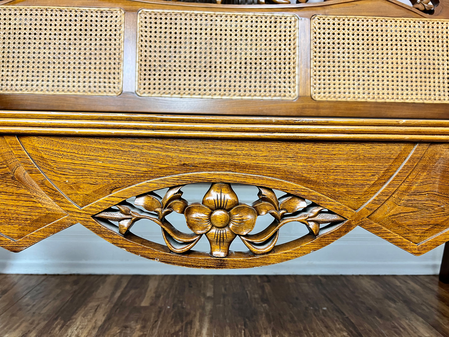 The Castelli Cane Bench