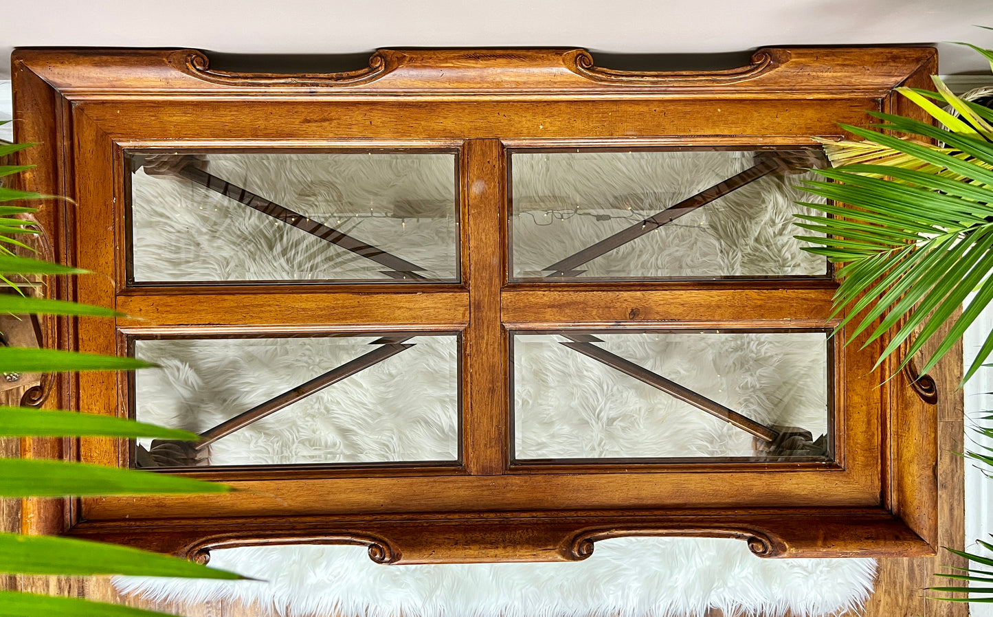 The Honey Leaf Coffee Table