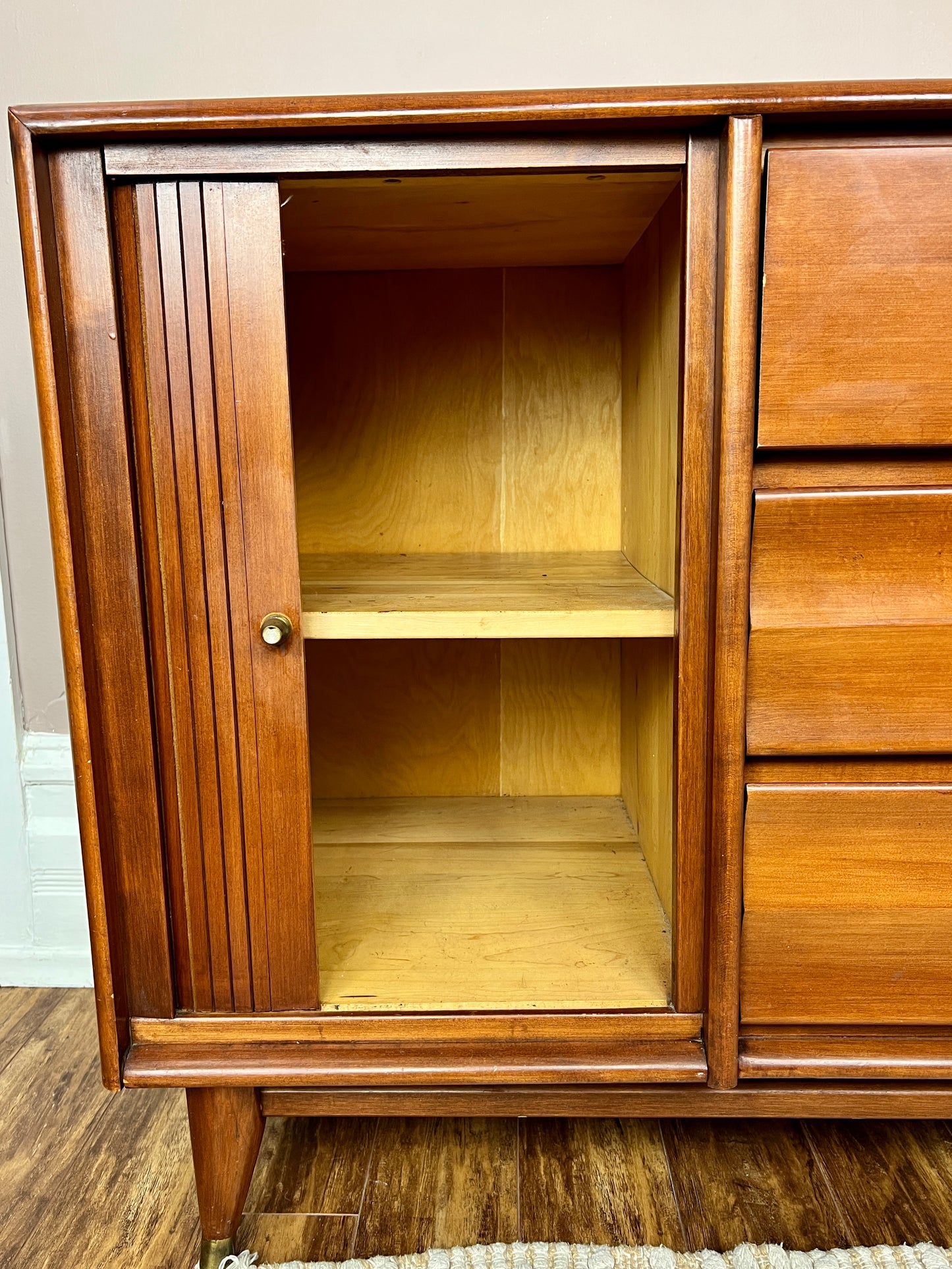 The Viktor Maple Hutch
