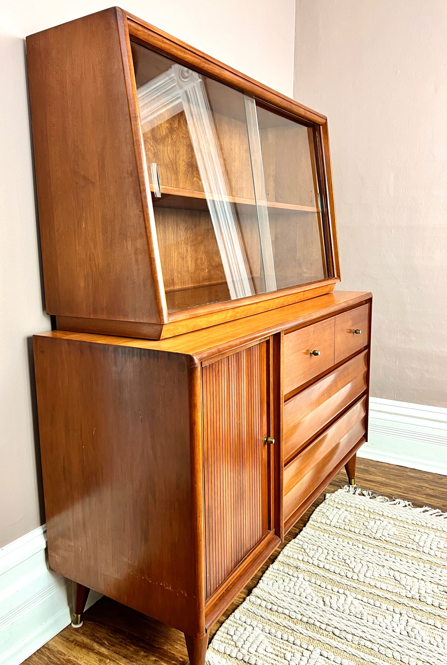 The Viktor Maple Hutch