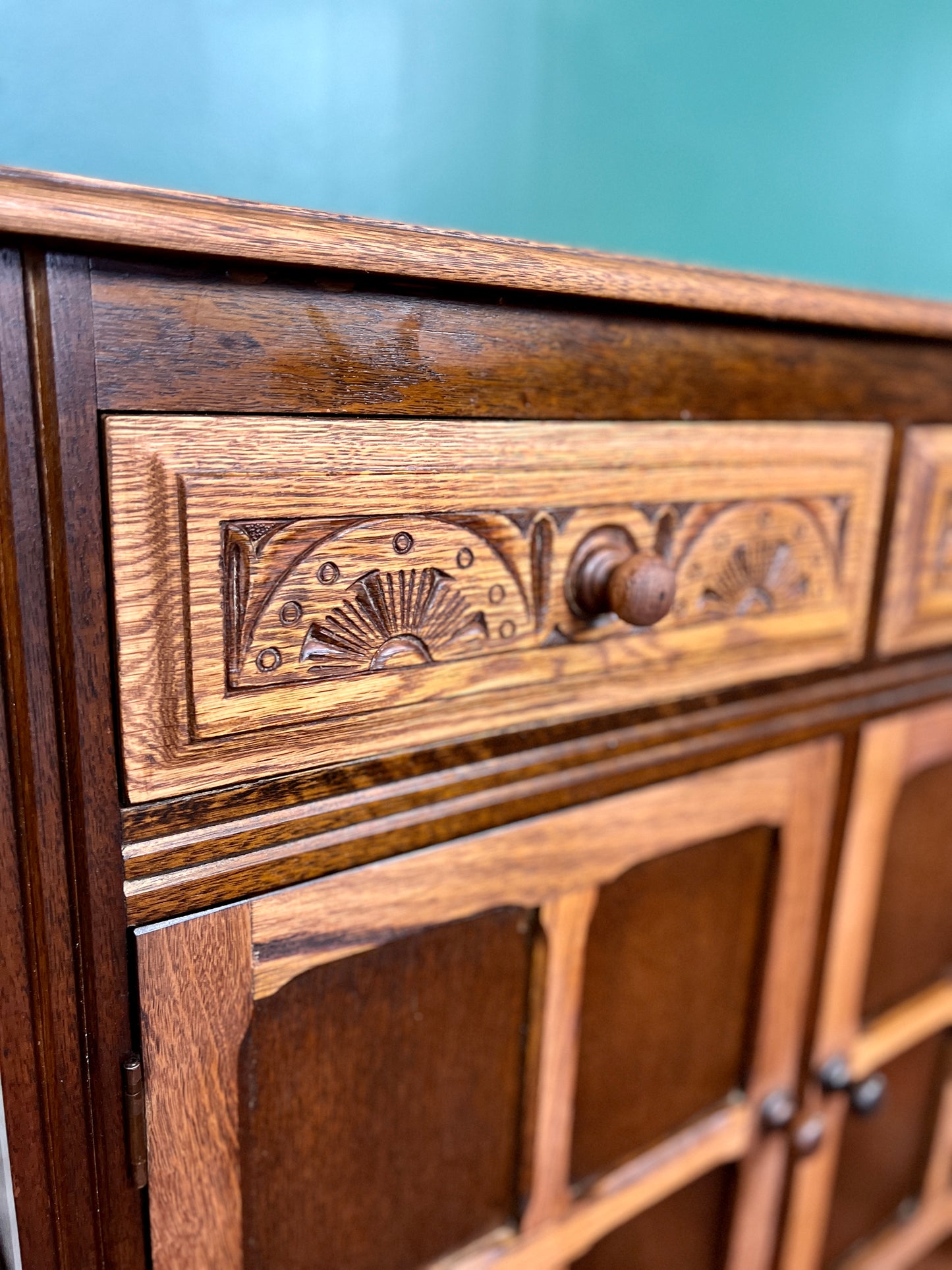 The Santa Barbara Cabinet Hutch