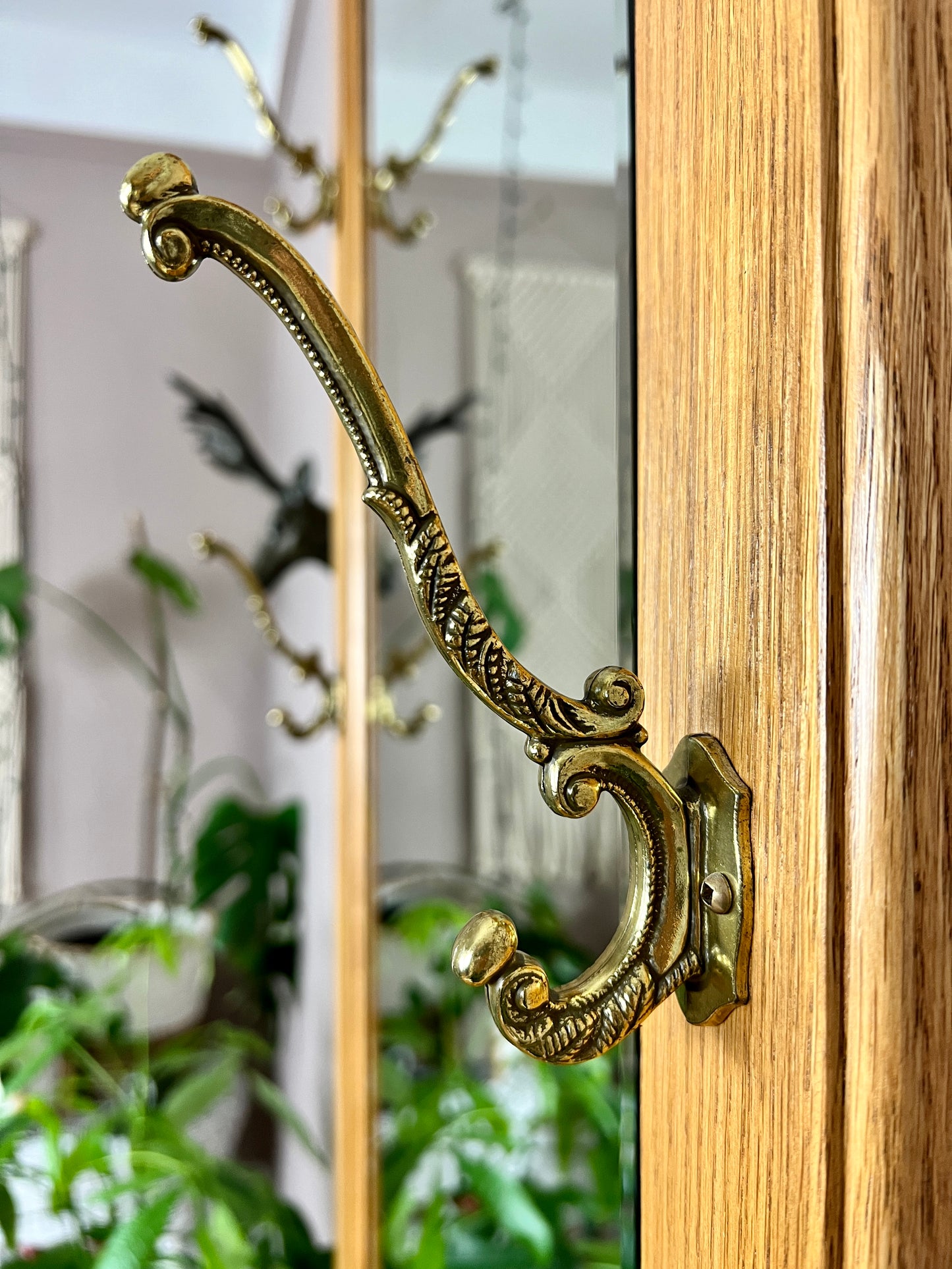 The Omari Oak Hallway Table