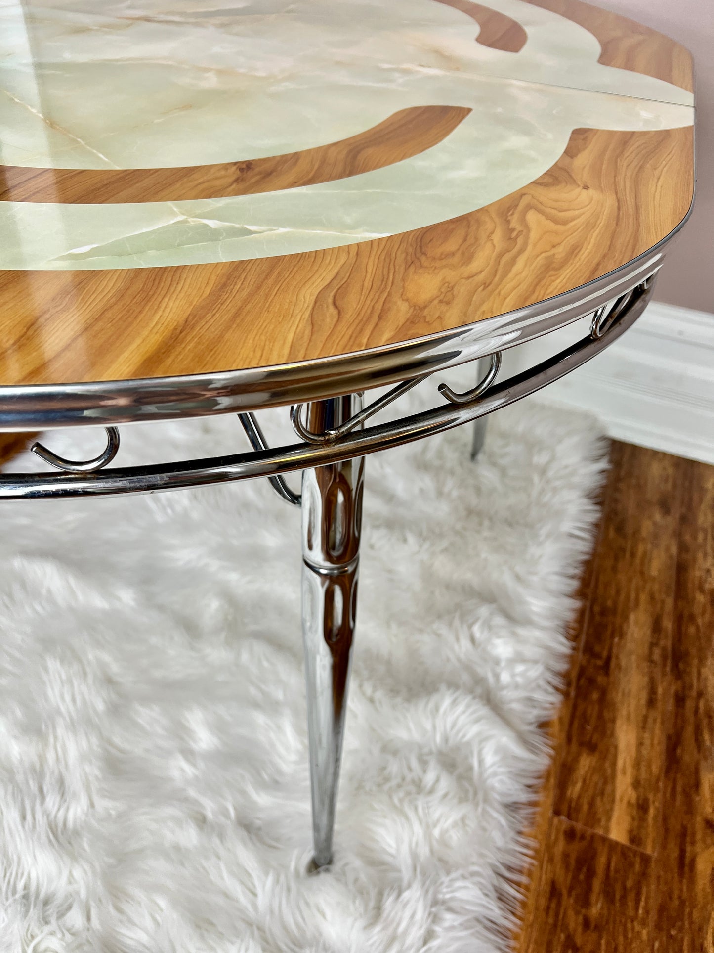 The Valerie Dining Set