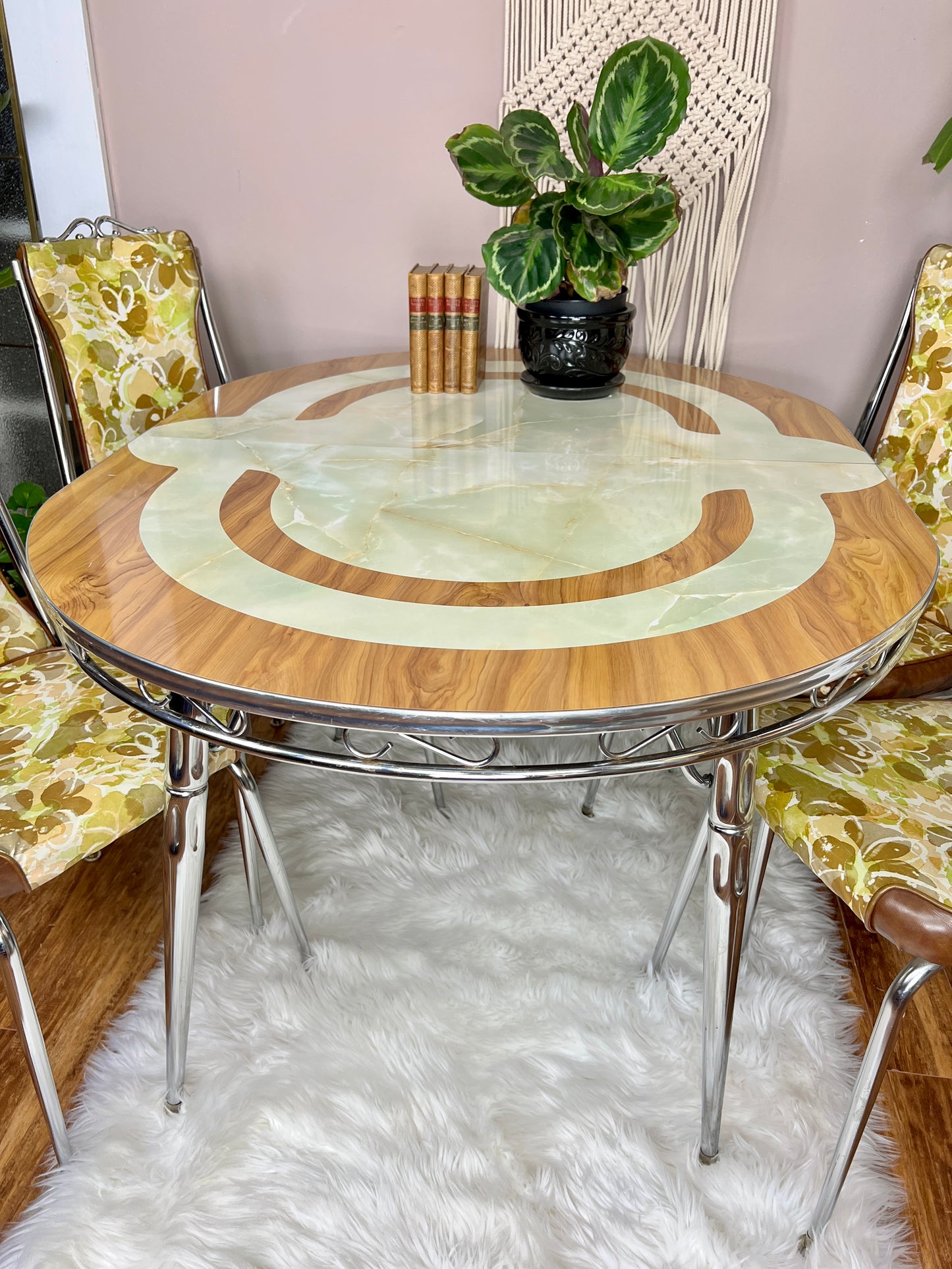 The Valerie Dining Set