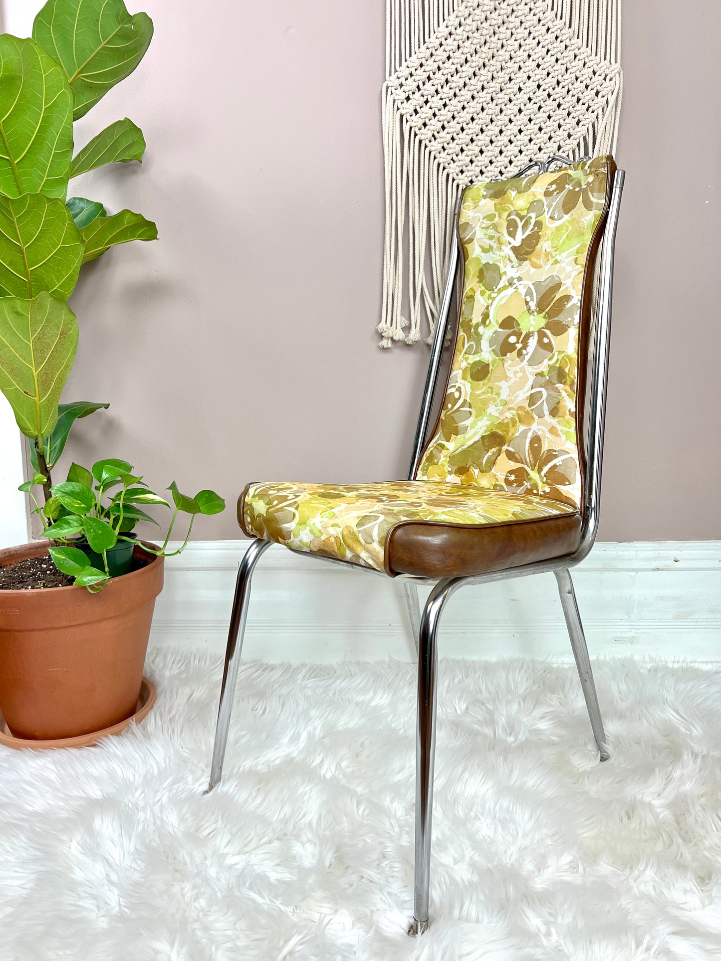 The Valerie Dining Set