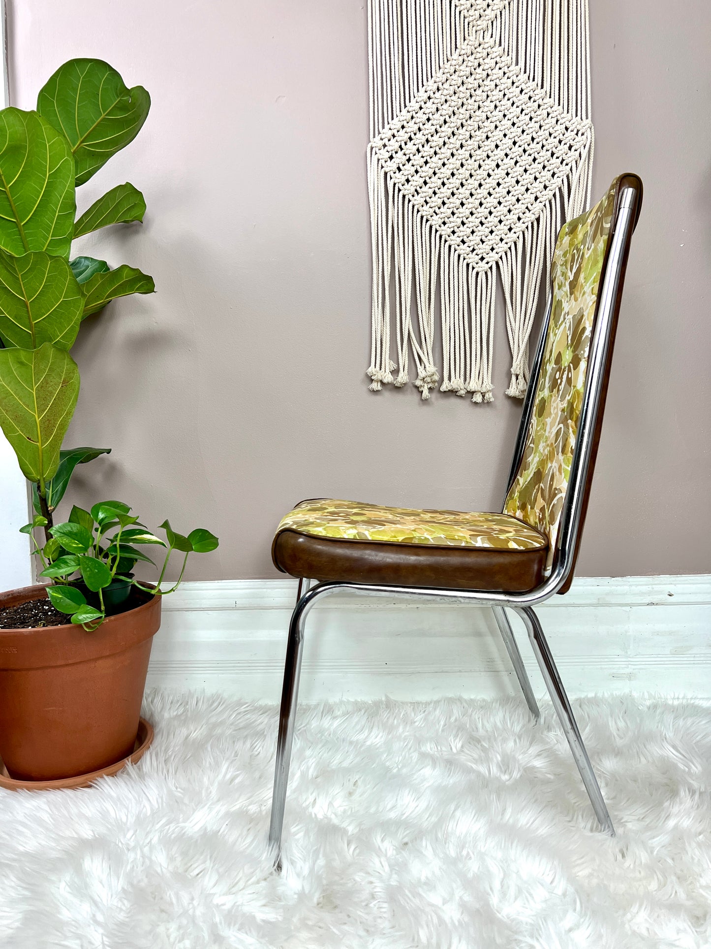 The Valerie Dining Set