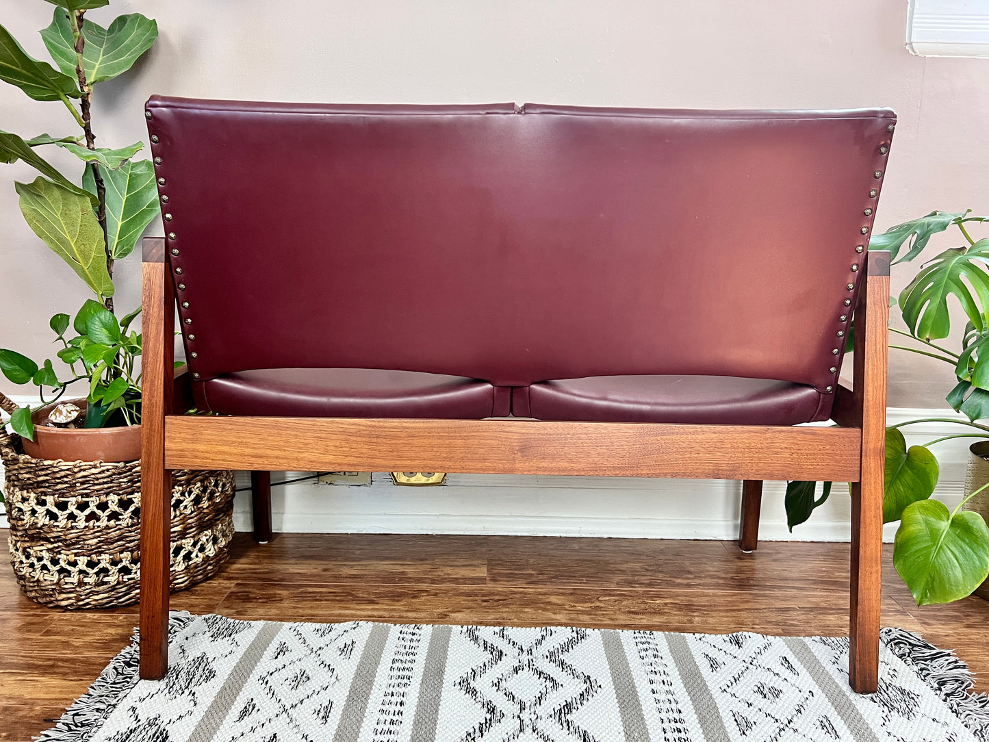 The Alfie Loveseat