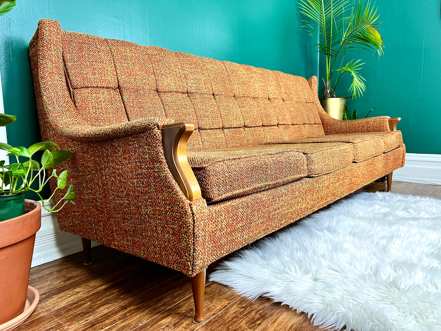The Walter Sofa