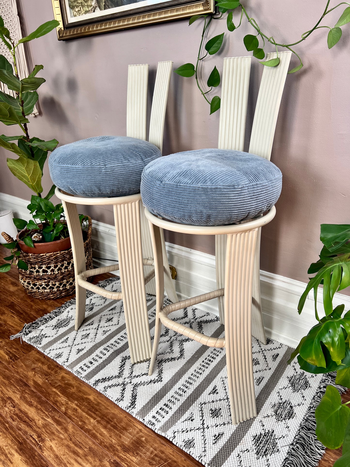 The Tropitone Stools